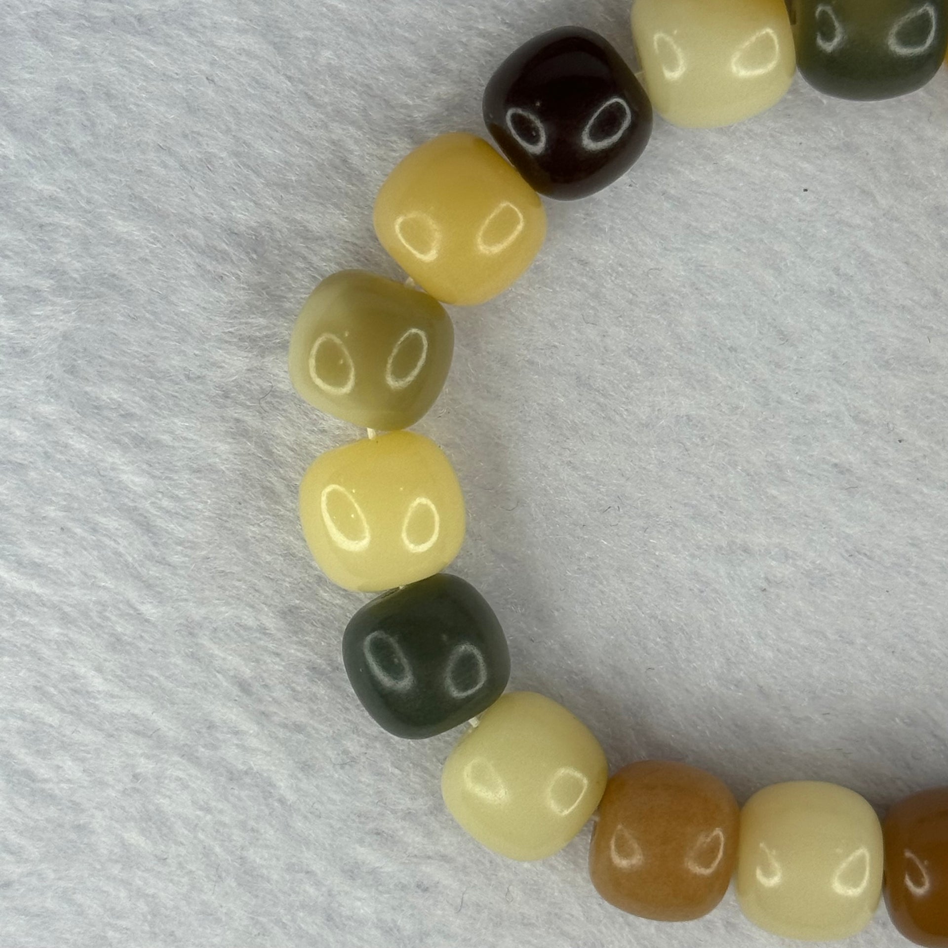Natural Mixed Color Bodhi Beads Bracelet 19.87g 17cm 11.3mm 19 Beads - Huangs Jadeite and Jewelry Pte Ltd