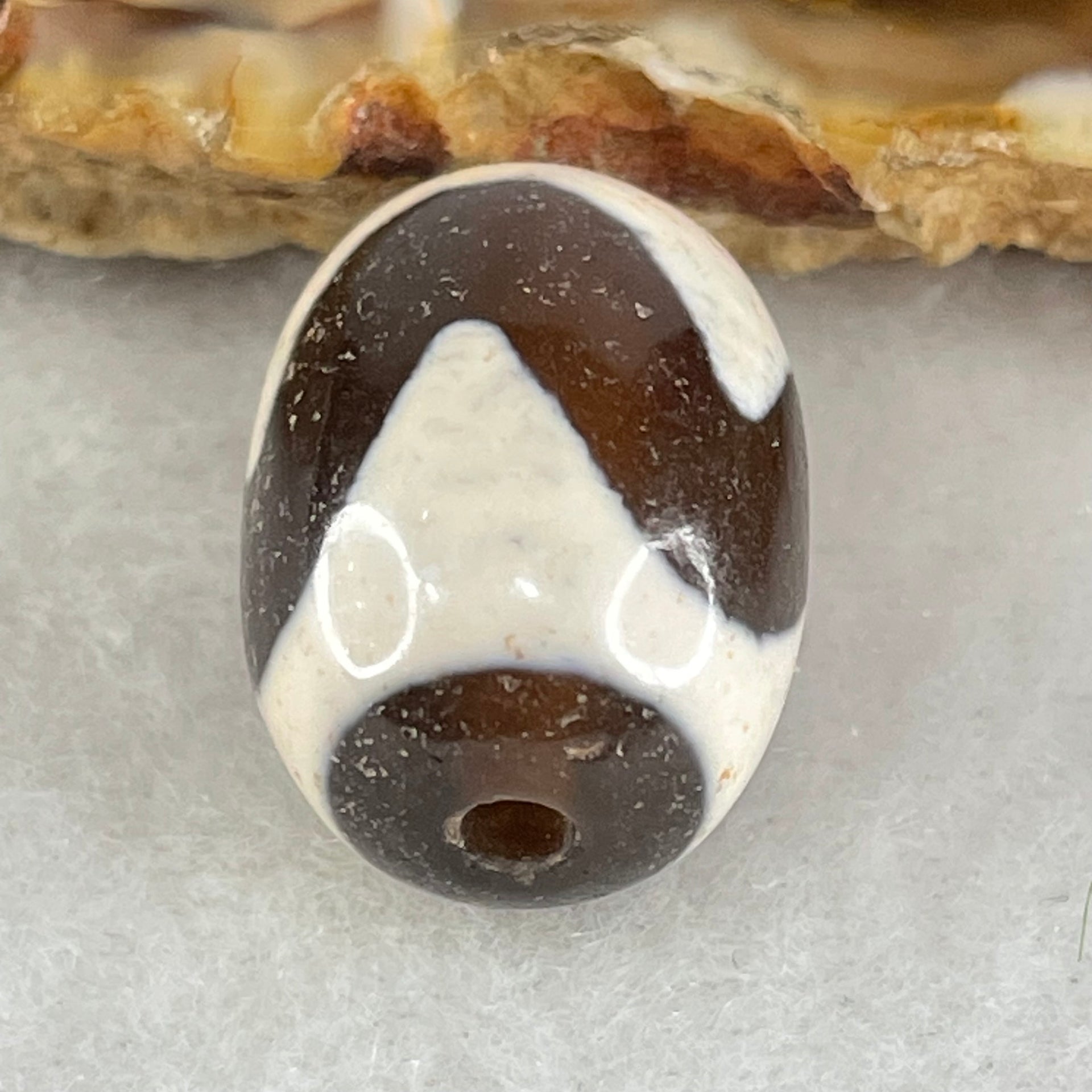 Natural Powerful Tibetan Old Oily Agate Tiger Tooth Daluo Dzi Bead Heavenly Master (Tian Zhu) 虎呀天诛 4.68g 17.5 by 13.2mm - Huangs Jadeite and Jewelry Pte Ltd