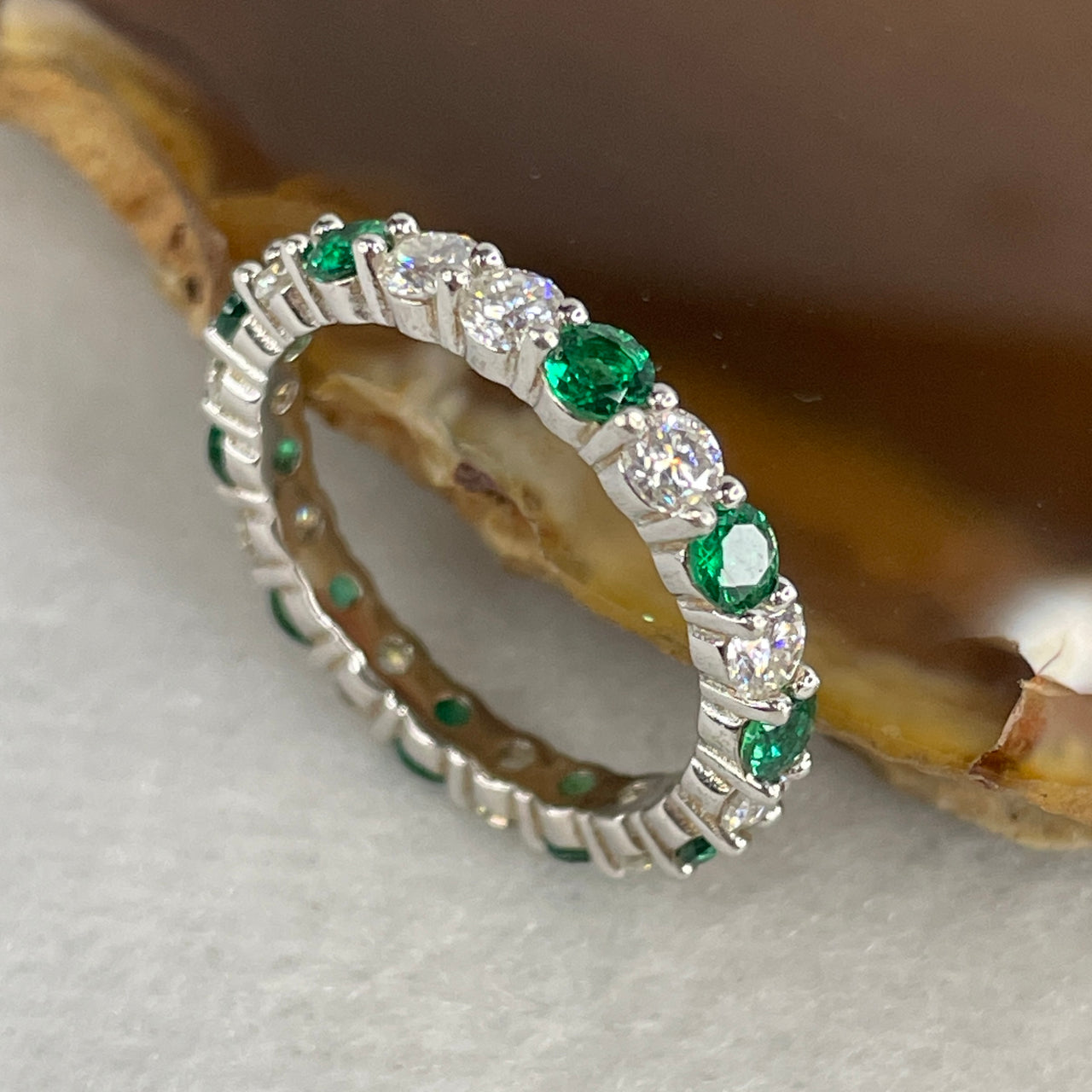 Natural Green & Colorless Moissanite Eternity Ring | Solid S925 Sterling Silver | US Size 7.1 (HK 15.5) | 3.0mm Imperial "Emerald Ice" Continuous Multi-Color Ribbon Luxury Band (2.32g)
