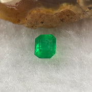 Natural Colombia Green Emerald (Beryl) Cut-Cornered Rectangular step cut 0.58ct 5.2 by 4 - Huangs Jadeite and Jewelry Pte Ltd