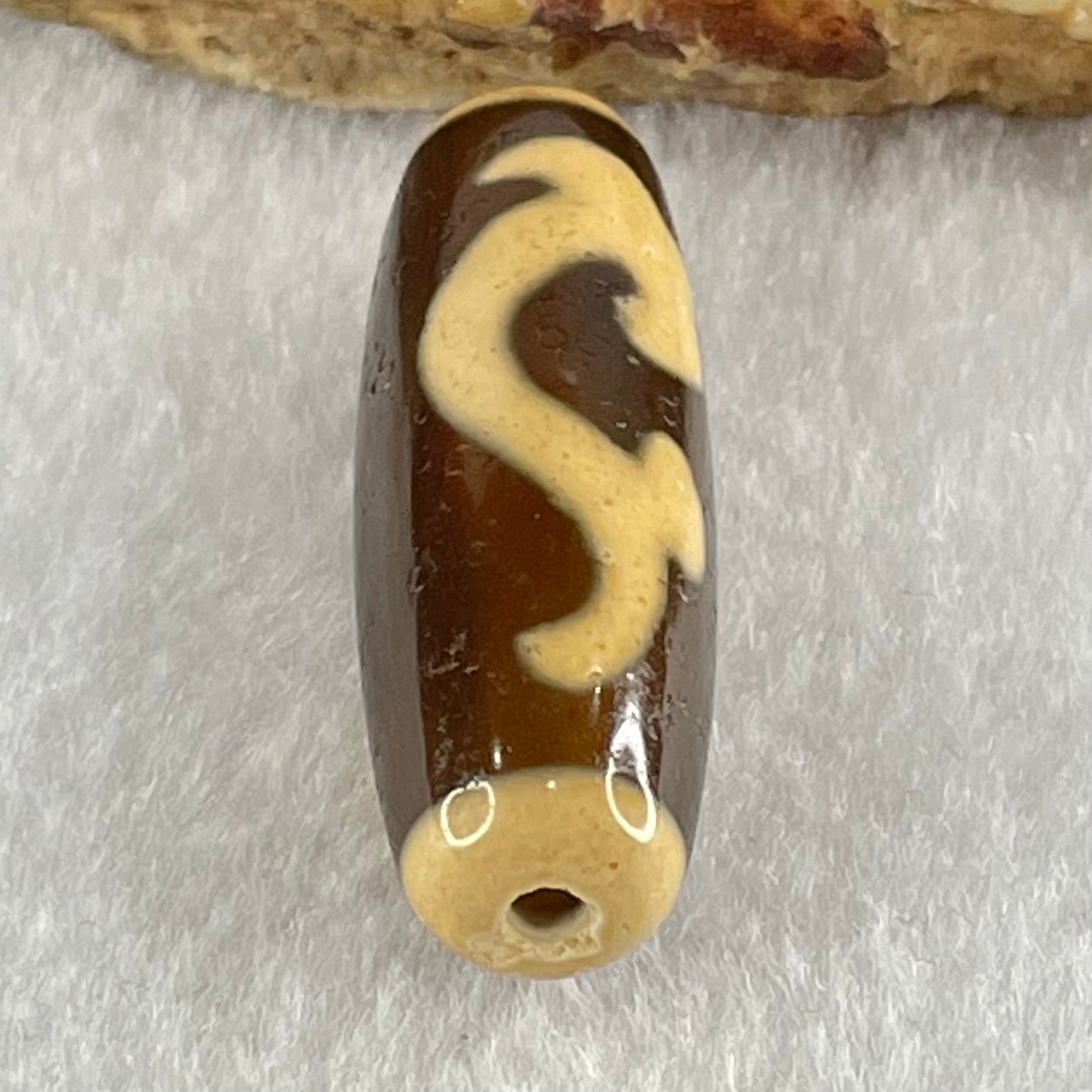 Natural Powerful Tibetan Old Oily Agate Ruyi Dzi Bead Heavenly Master (Tian Zhu) 如意天珠 8.97g 37.2 by 12.4mm - Huangs Jadeite and Jewelry Pte Ltd