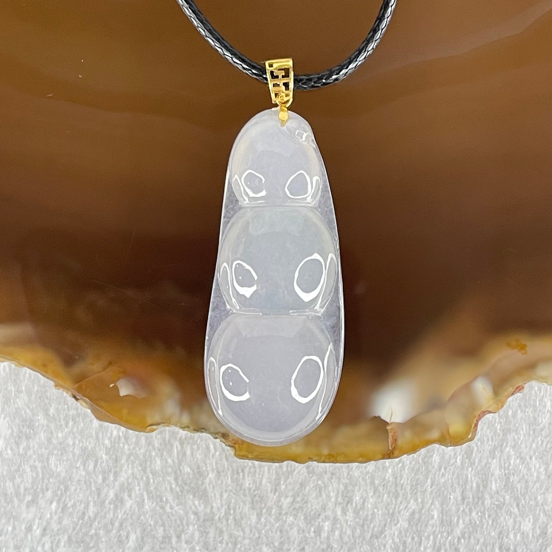 Type A Faint Lavender Jadeite Peapod in 18K Yellow Gold Clasp with String Necklace 4.76g 32.8 by 13.6 by 5.4mm - Huangs Jadeite and Jewelry Pte Ltd