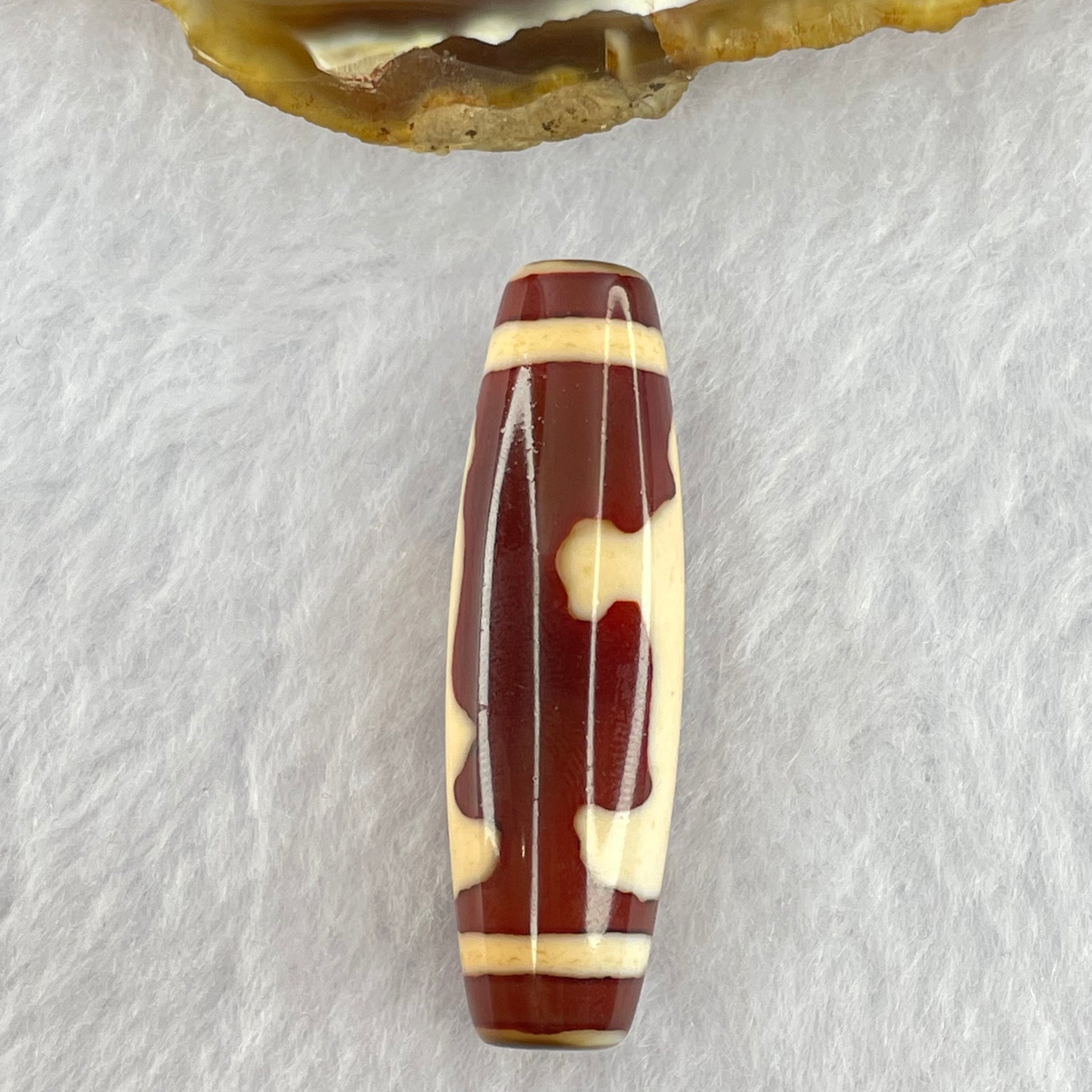 Natural Powerful Tibetan Old Oily Red and Yellowish White Agate Guan Yin Dzi Bead Heavenly Master (Tian Zhu) 观音天诛 8.61g 40.3 by 12.1mm - Huangs Jadeite and Jewelry Pte Ltd