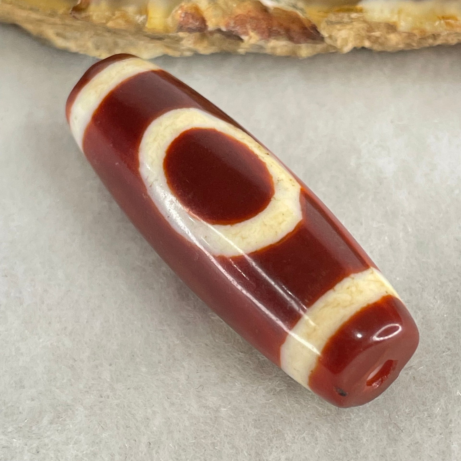 Natural Powerful Tibetan Old Oily Red White Agate One Eye Wood Element Dzi Bead Heavenly Master (Tian Zhu) 一眼木元素天珠 9.65g 37.5 by 12.9mm - Huangs Jadeite and Jewelry Pte Ltd