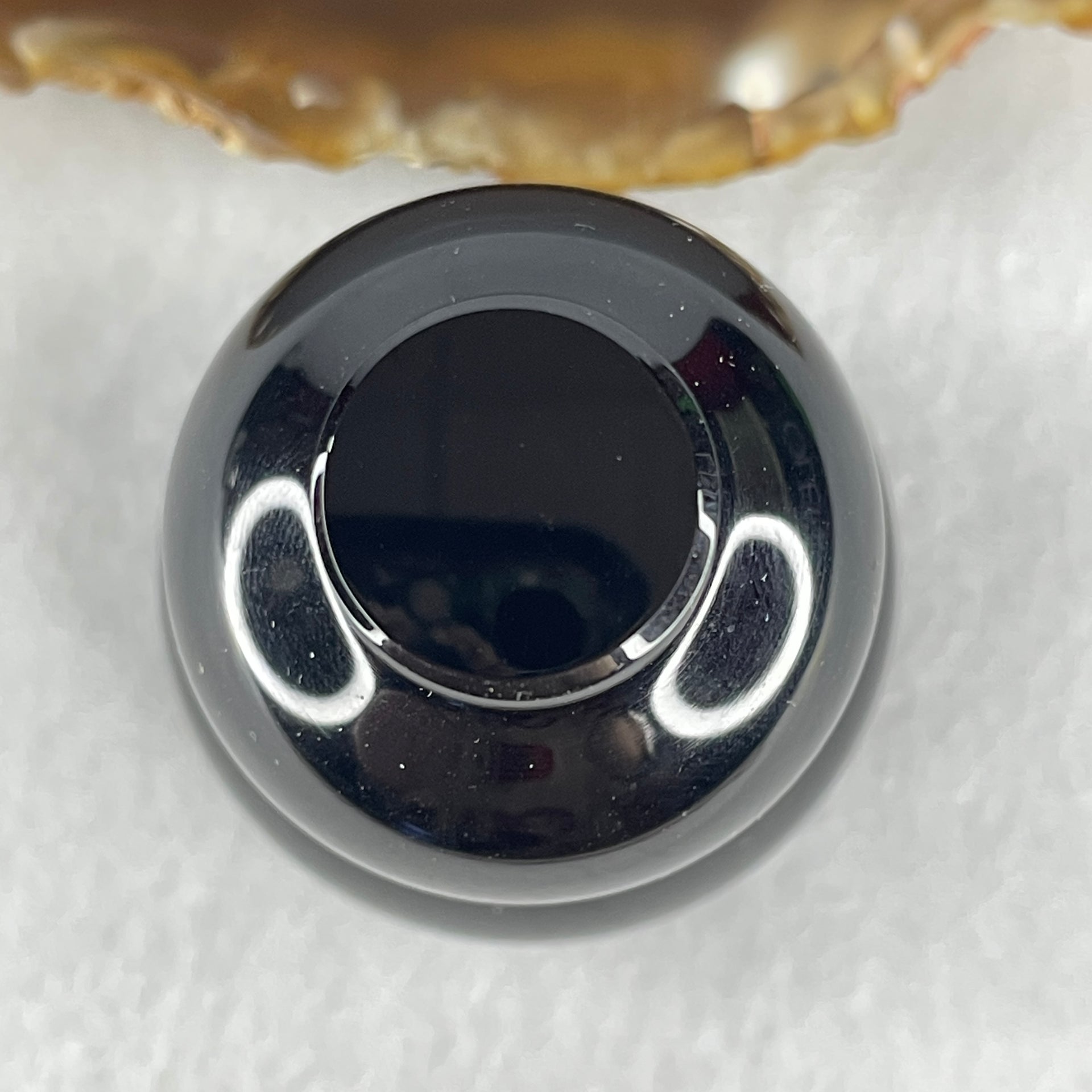 Natural Black Obsidian Hulu Display 130.02g 60.0 by 42.8mm - Huangs Jadeite and Jewelry Pte Ltd