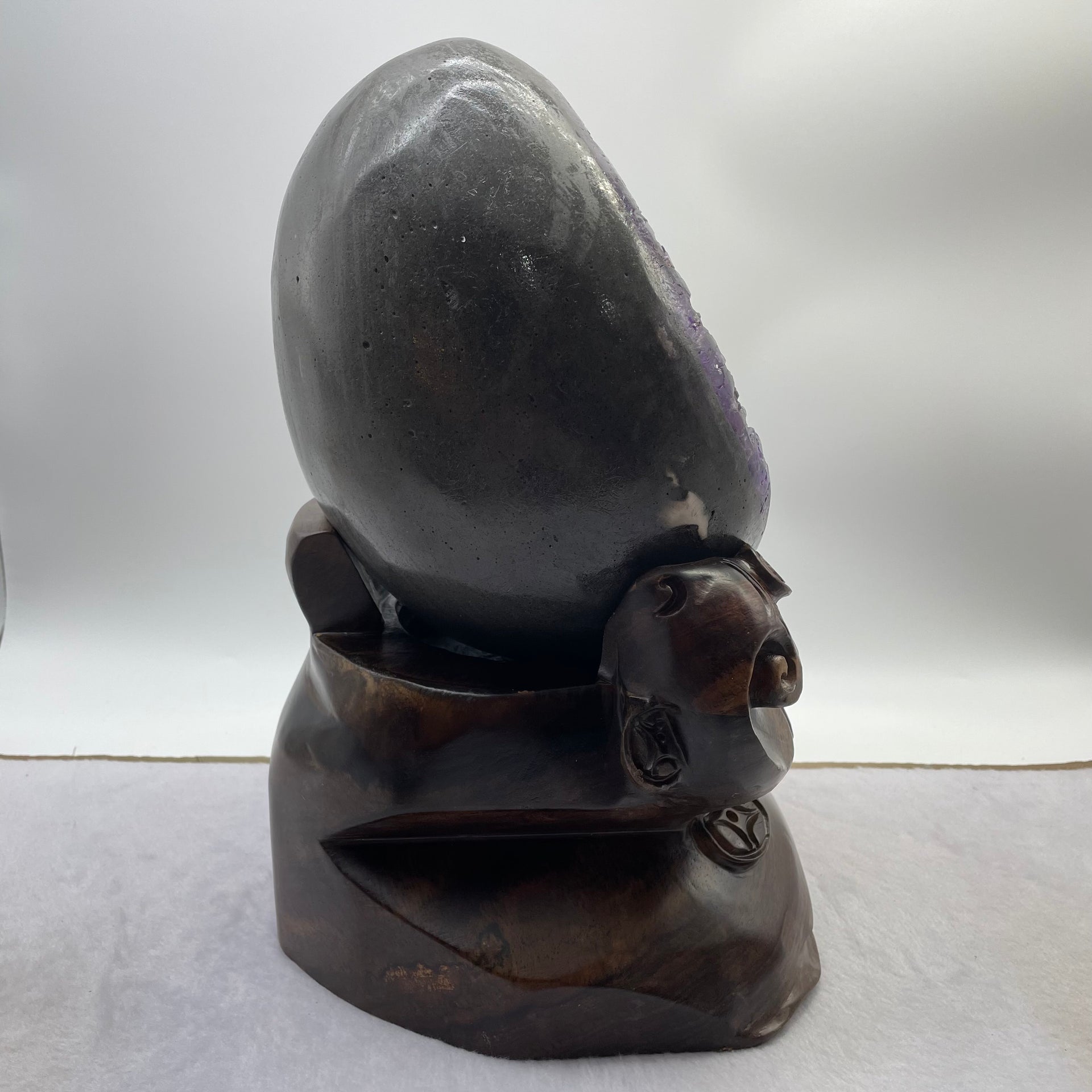 Natural Deep Purple Amethyst Egg with Wooden Stand Display 7,662.7g 190.0 by 185.0 by 300.0mm - Huangs Jadeite and Jewelry Pte Ltd