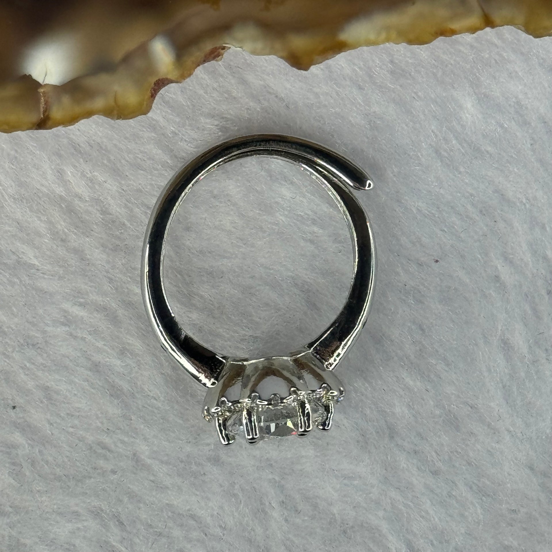 Cubic Zirconia in S925 Sliver Ring (Adjustable Size) 4.05g 8.5 by 4.0mm - Huangs Jadeite and Jewelry Pte Ltd