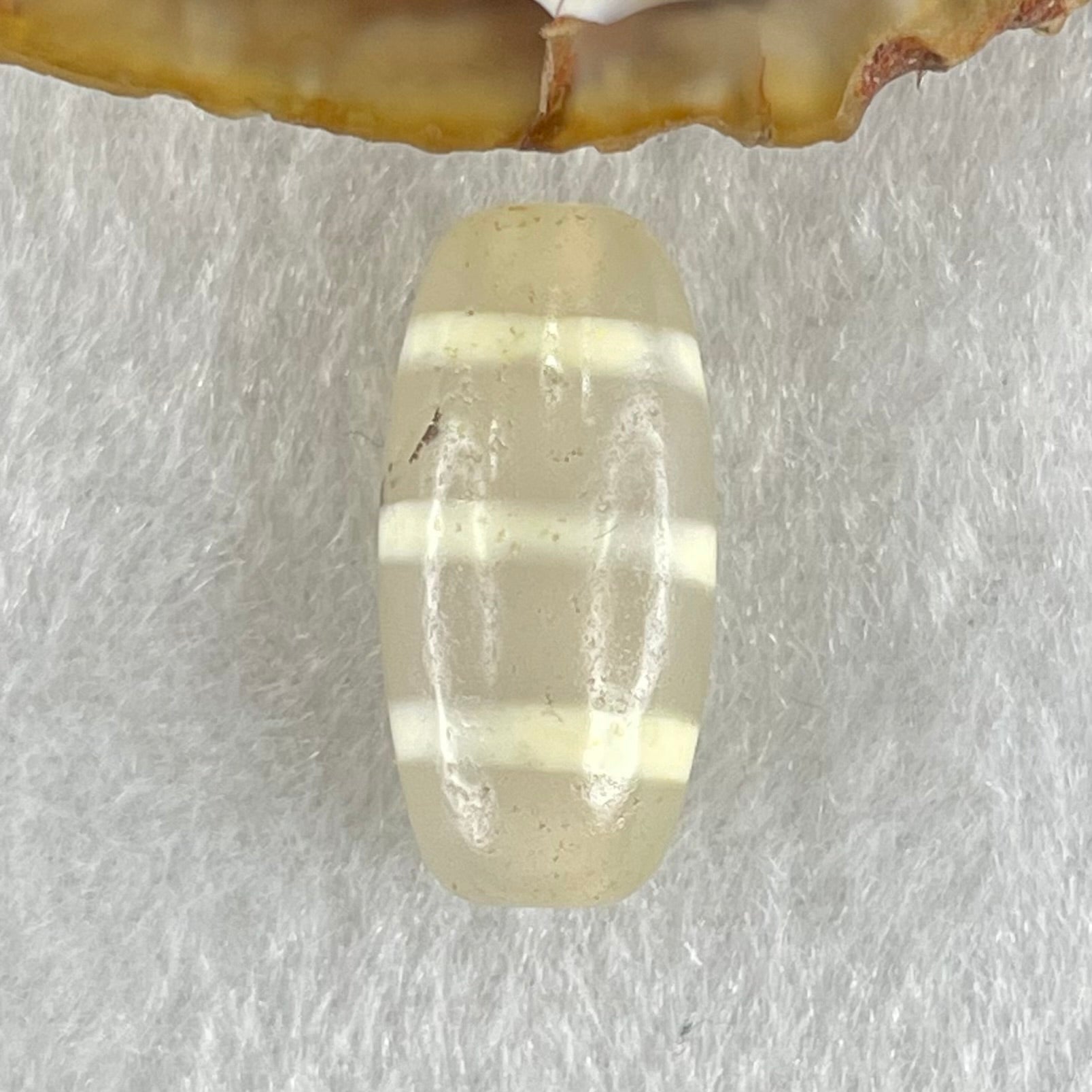 Natural Powerful Tibetan Old Oily Agate 3-Lines Dzi Bead Heavenly Master (Tian Zhu) 三行天诛 2.76g 20.1 by 9.7mm - Huangs Jadeite and Jewelry Pte Ltd