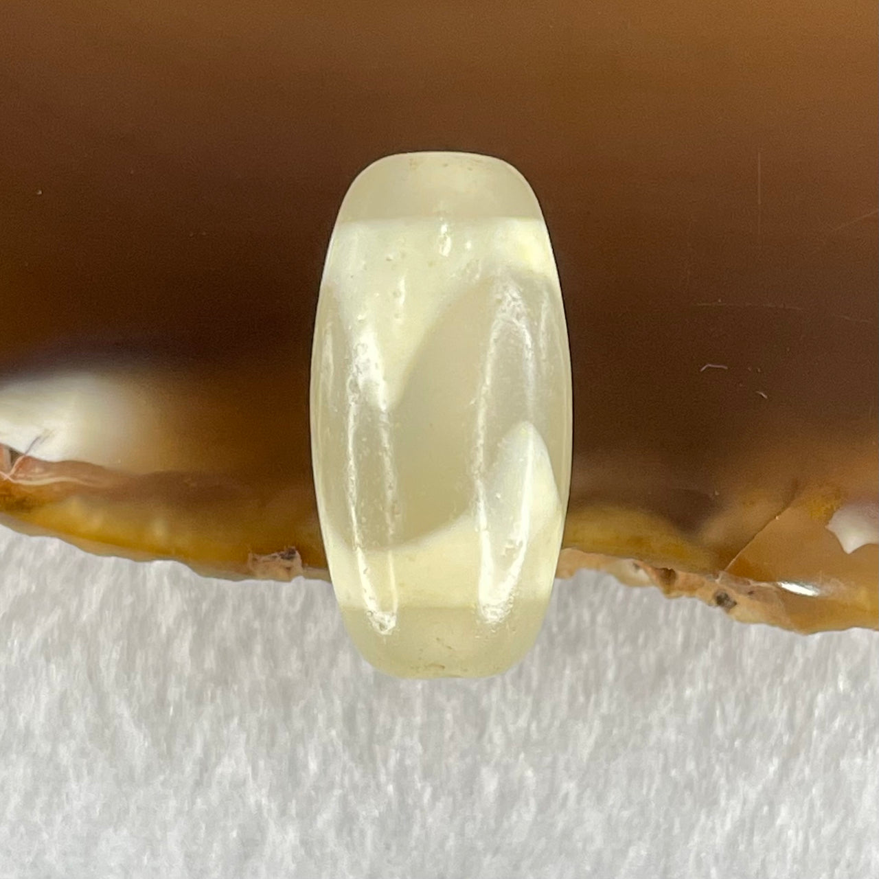 Natural Powerful Tibetan Old Oily Agate Tiger Tooth Daluo Dzi Bead Heavenly Master (Tian Zhu) 虎呀天诛 2.99g 20.1 by 10.1mm - Huangs Jadeite and Jewelry Pte Ltd