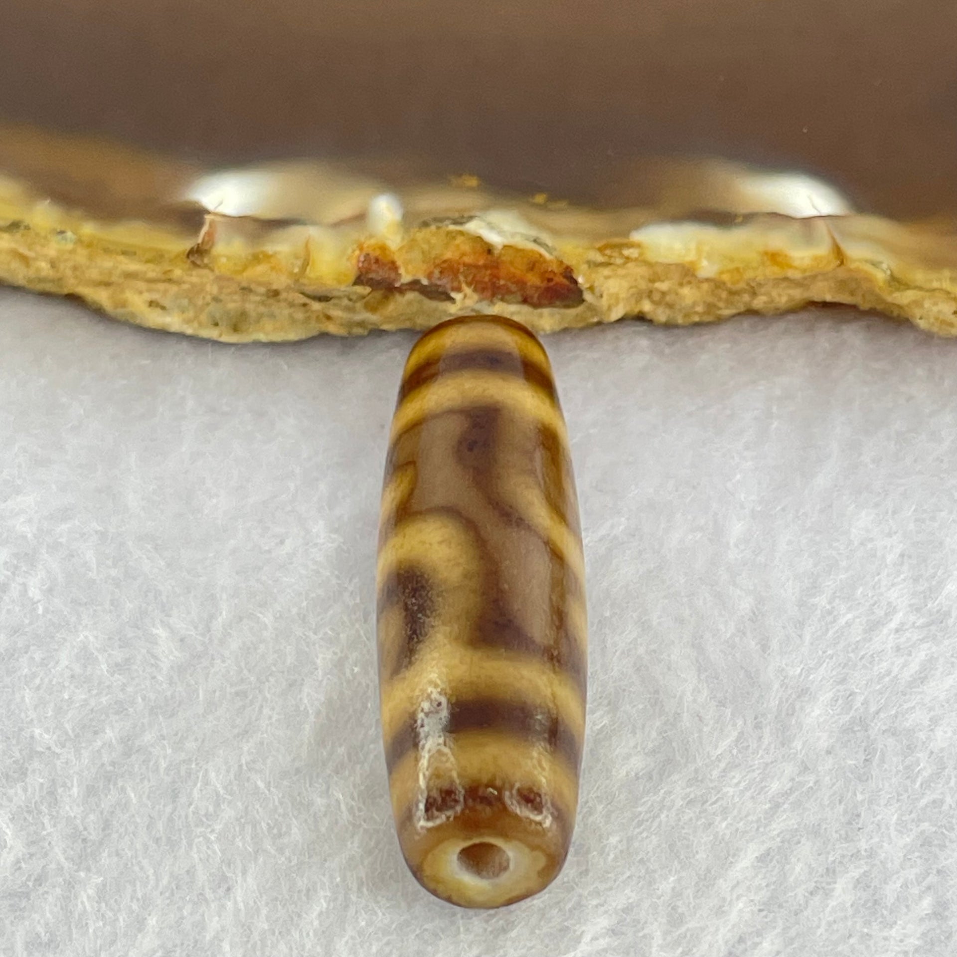 Natural Powerful Tibetan Old Oily Agate Double Nectar Vessel Dzi Bead Heavenly Master (Tian Zhu) 花蜜容器眼天珠 7.04g 38.0 by 10.9mm - Huangs Jadeite and Jewelry Pte Ltd