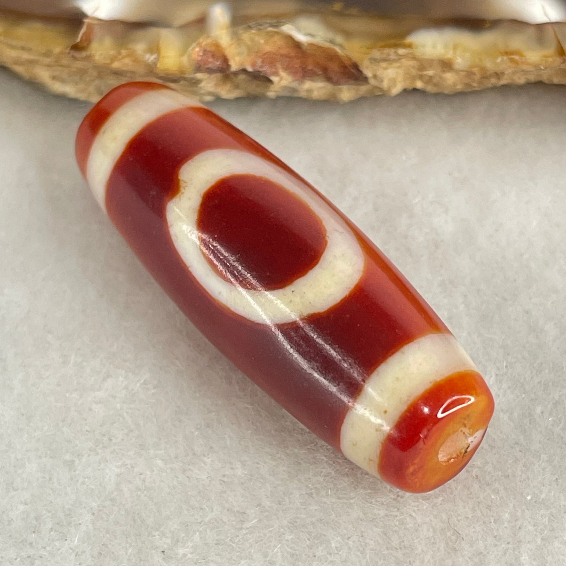 Natural Powerful Tibetan Old Oily Red White Agate One Eye Wood Element Dzi Bead Heavenly Master (Tian Zhu) 一眼木元素天珠 10.00g 38.3 by 12.7mm - Huangs Jadeite and Jewelry Pte Ltd