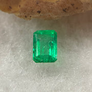 Natural Colombia Vivid Green Emerald (Beryl) Cut-Cornered Rectangular Step cut 0.47ct 5.6 by 3.9 by 2.8mm - Huangs Jadeite and Jewelry Pte Ltd