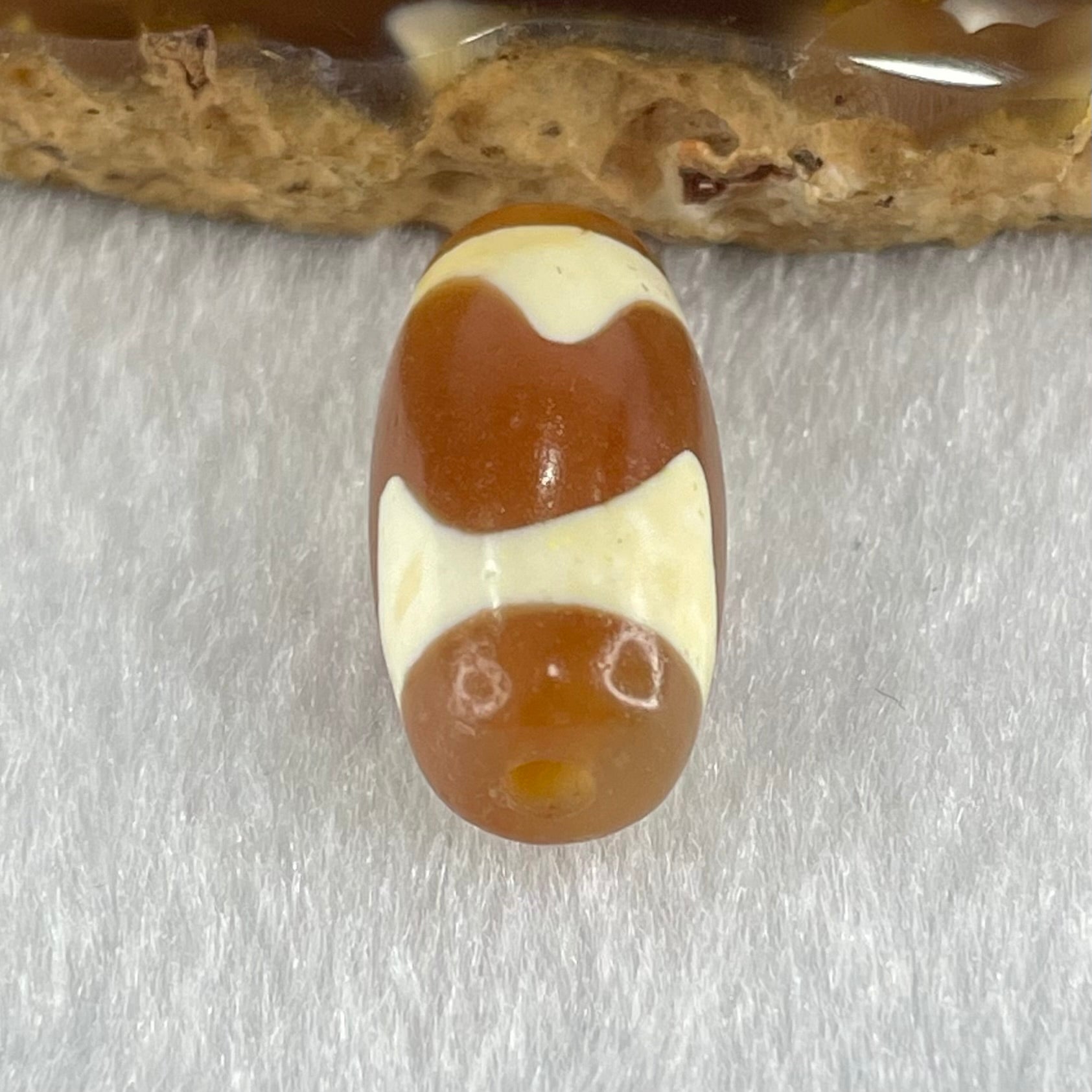 Natural Powerful Tibetan Old Oily Agate Tiger Tooth Daluo Dzi Bead Heavenly Master (Tian Zhu) 虎呀天诛 2.95g 20.0 by 10.1mm - Huangs Jadeite and Jewelry Pte Ltd