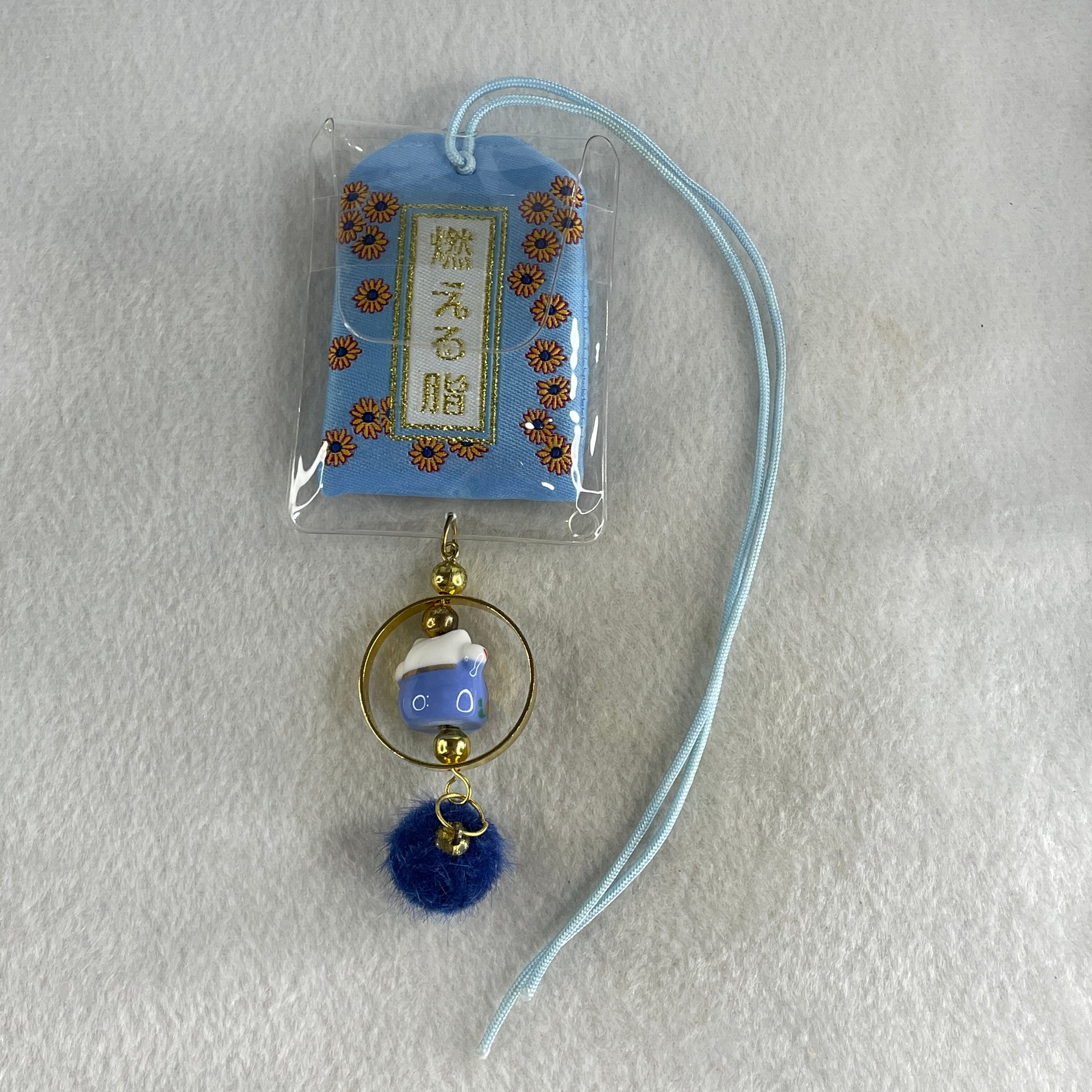 Porcelain Blue Fortune Cat Fat Burning Charm 13.87g 15.2 by 17.3 by 14.5mm - Huangs Jadeite and Jewelry Pte Ltd
