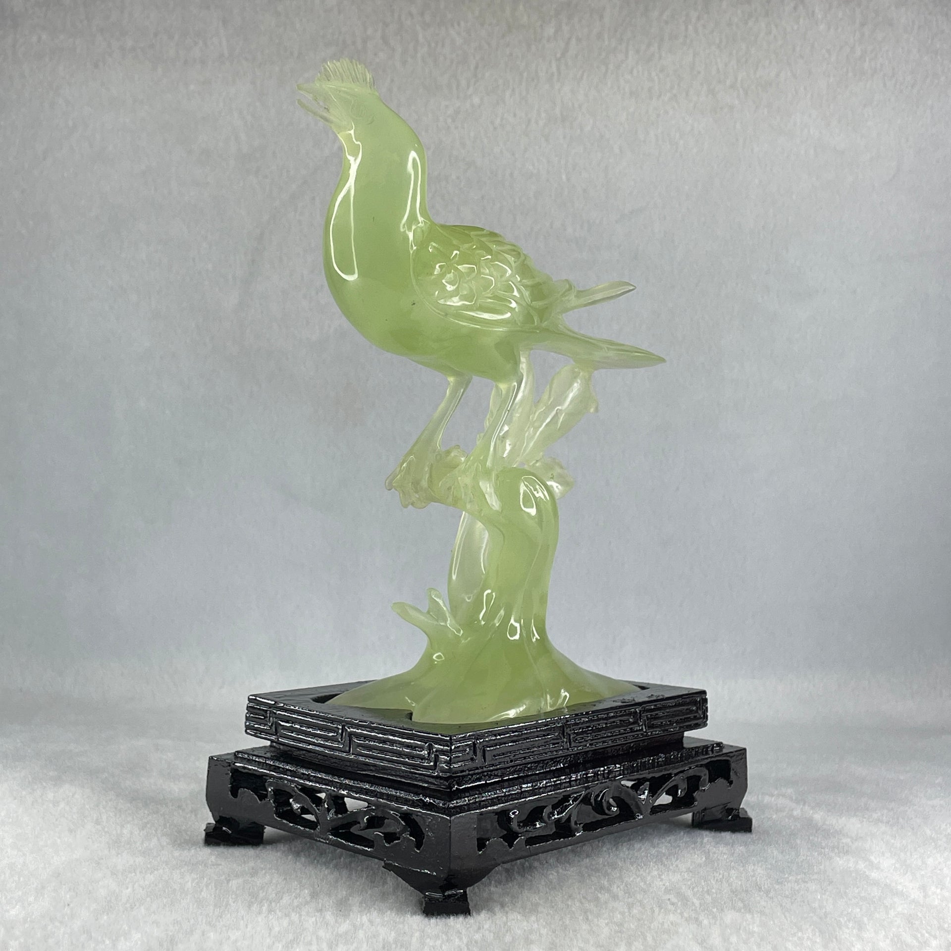 Natural Green Serpentine Javan Mynah Birds on Tree with Wooden Stand Display 338.9g 125.0 by 175.0 by 78.0mm - Huangs Jadeite and Jewelry Pte Ltd