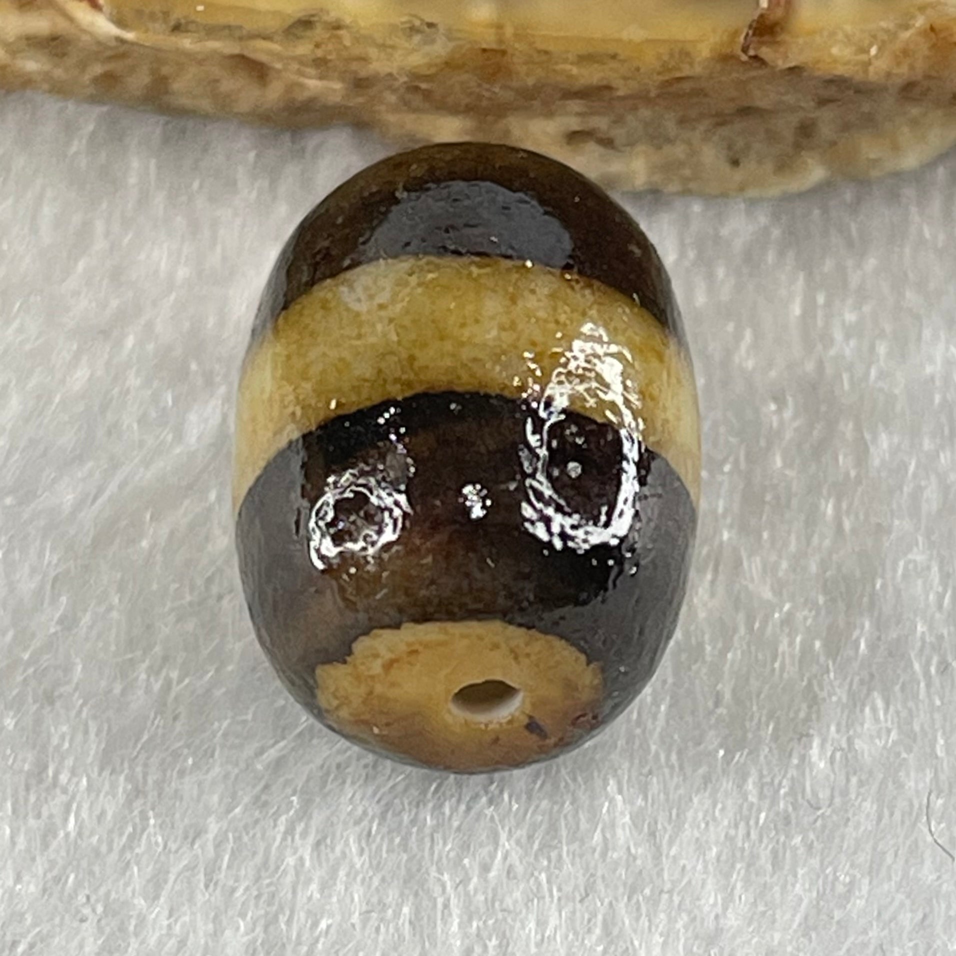 Natural Powerful Tibetan Old Oily Agate 1 Lines Dzi Bead Heavenly Master (Tian Zhu) 2.54g 14.1 by 10.7mm - Huangs Jadeite and Jewelry Pte Ltd
