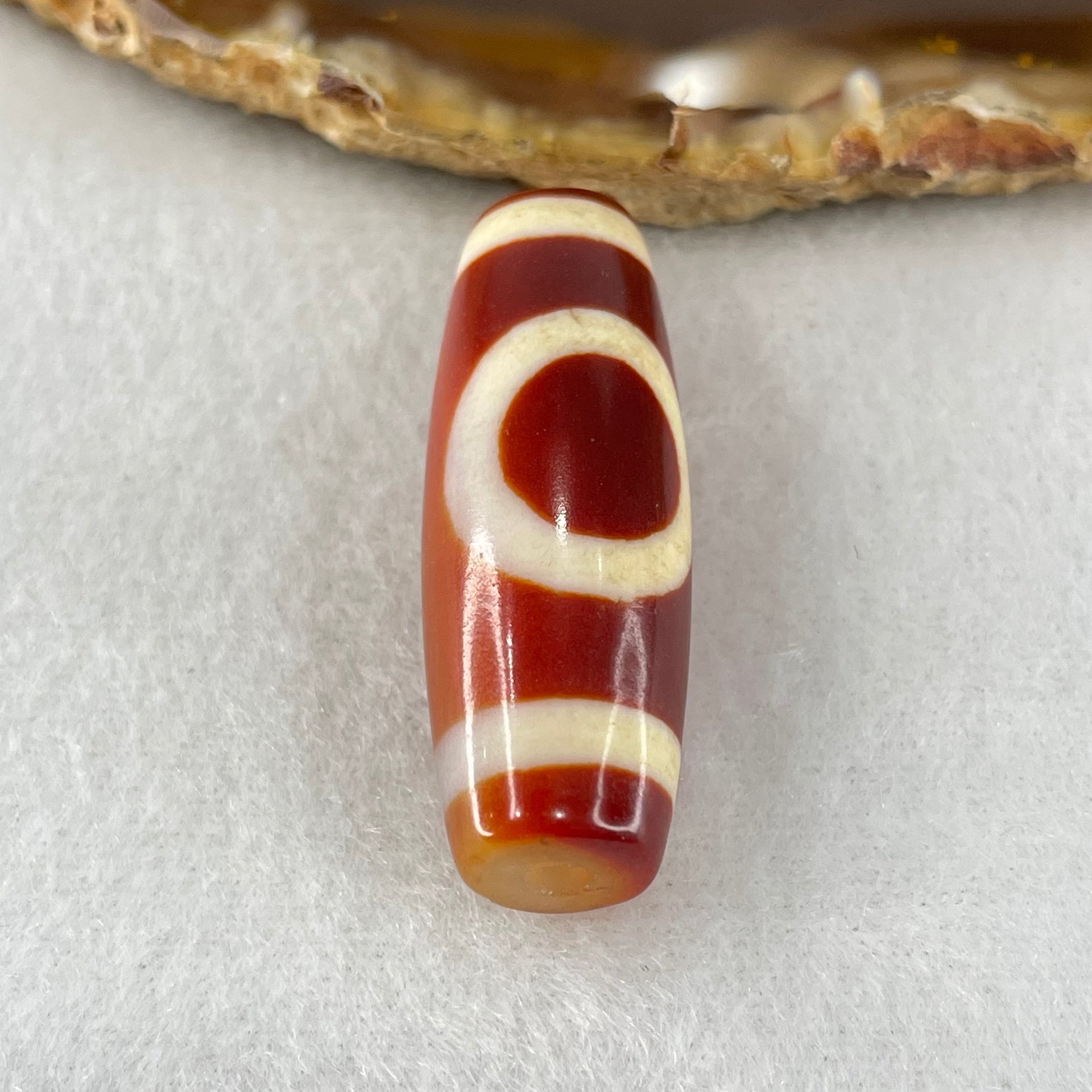 Natural Powerful Tibetan Old Oily Red White Agate One Eye Earth Element Dzi Bead Heavenly Master (Tian Zhu) 一眼土元素天珠 9.85g 37.5 by 13.0mm - Huangs Jadeite and Jewelry Pte Ltd