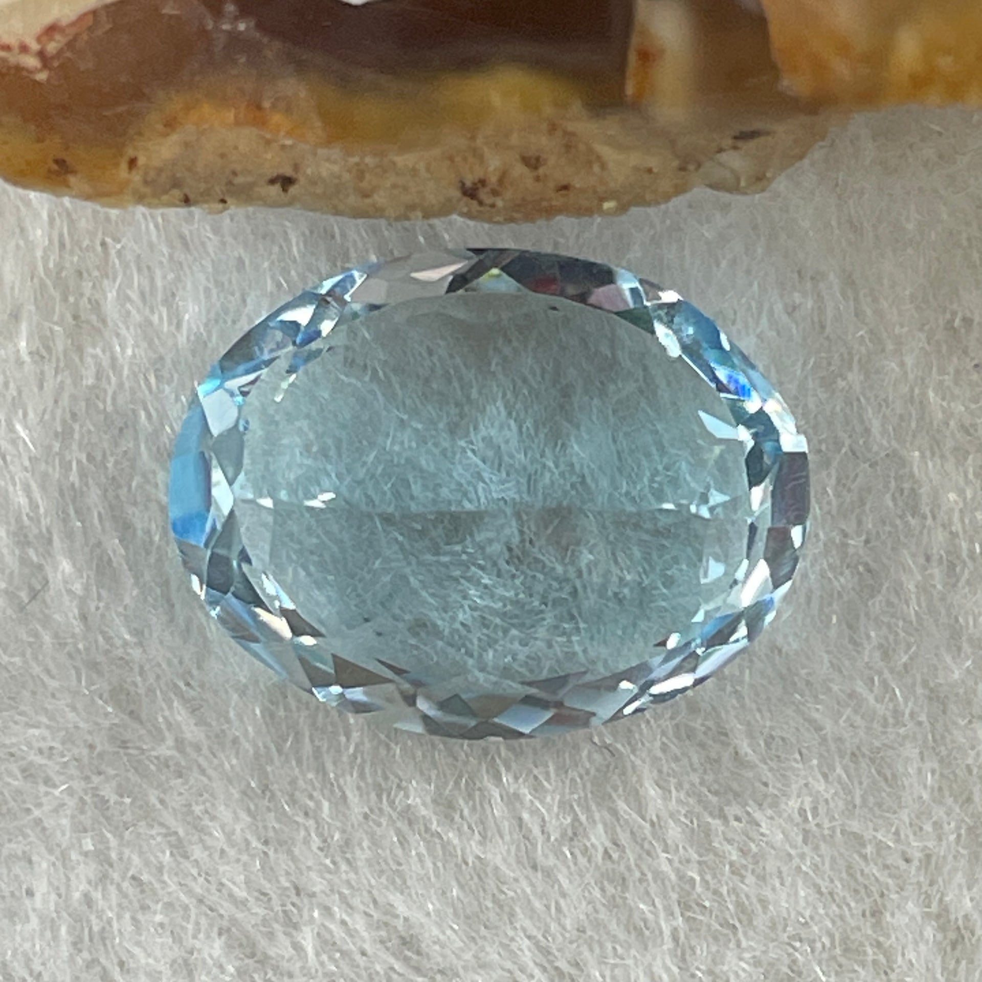 Natural Sky Blue Topaz Oval Shape 8.07ct 14.0 by 10.8 by 6.8mm - Huangs Jadeite and Jewelry Pte Ltd