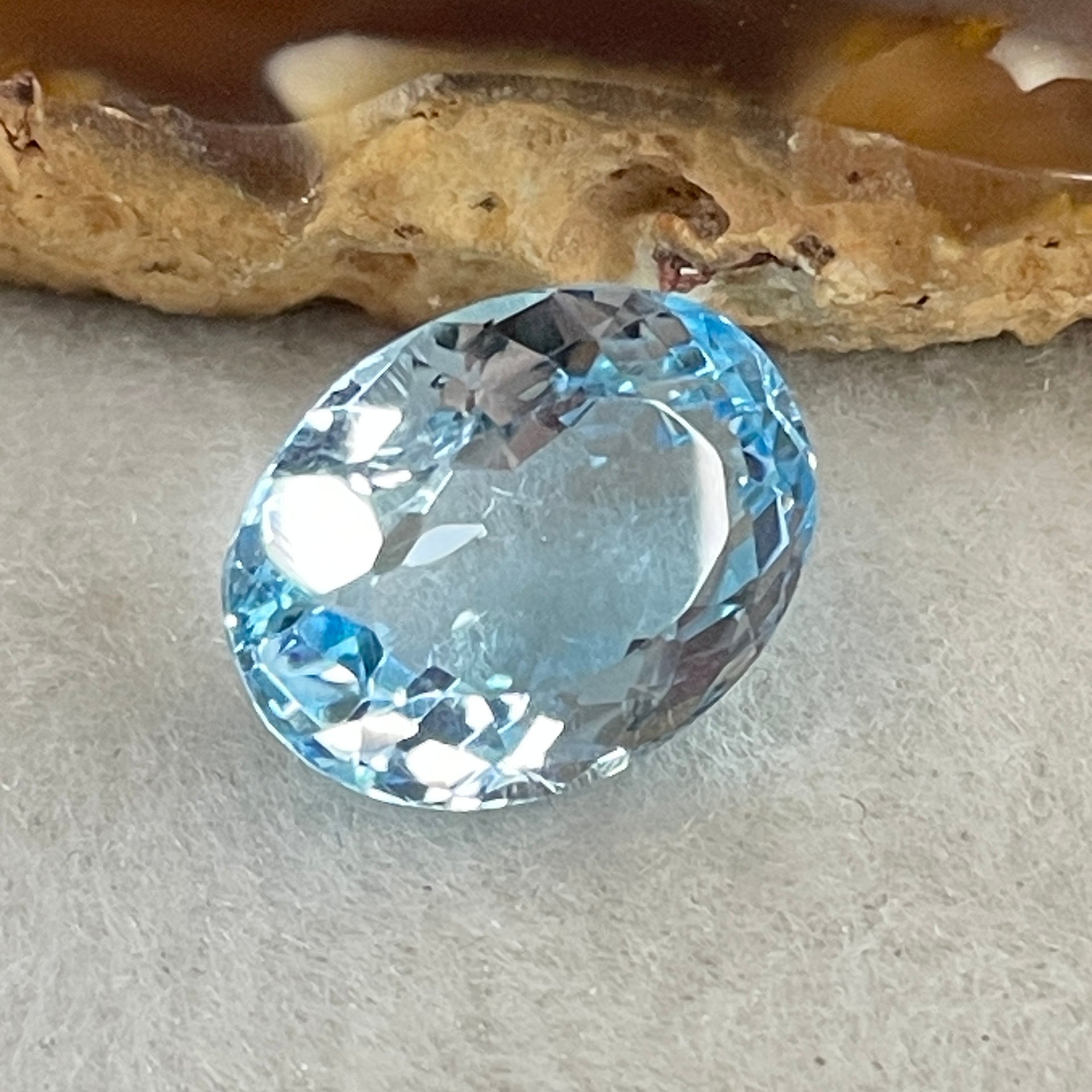 Natural Sky Blue Topaz Oval Shape 10.65ct 14.1 by 10.6 by 8.0mm - Huangs Jadeite and Jewelry Pte Ltd