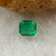 Natural Colombia Vivid Green Emerald (Beryl) Cut-Cornered Square Step cut 0.42ct 4.2 by 4.1 by 3.1mm - Huangs Jadeite and Jewelry Pte Ltd