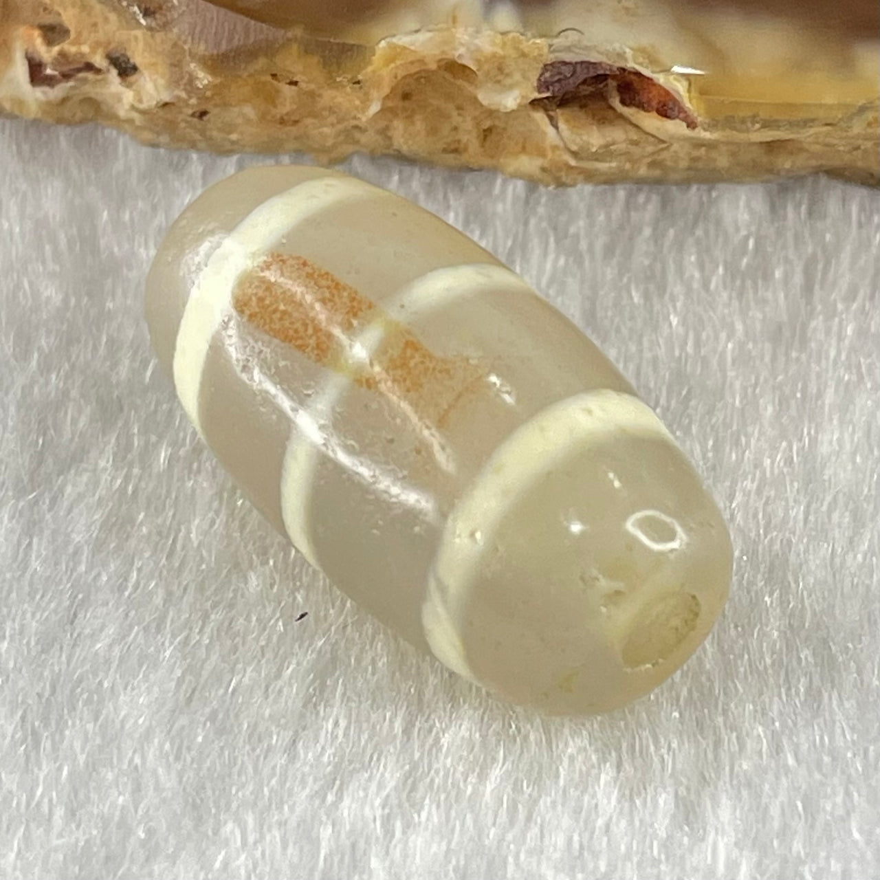Natural Powerful Tibetan Old Oily Agate 3-Lines Dzi Bead Heavenly Master (Tian Zhu) 三行天诛 3.08g 19.2 by 10.3mm - Huangs Jadeite and Jewelry Pte Ltd
