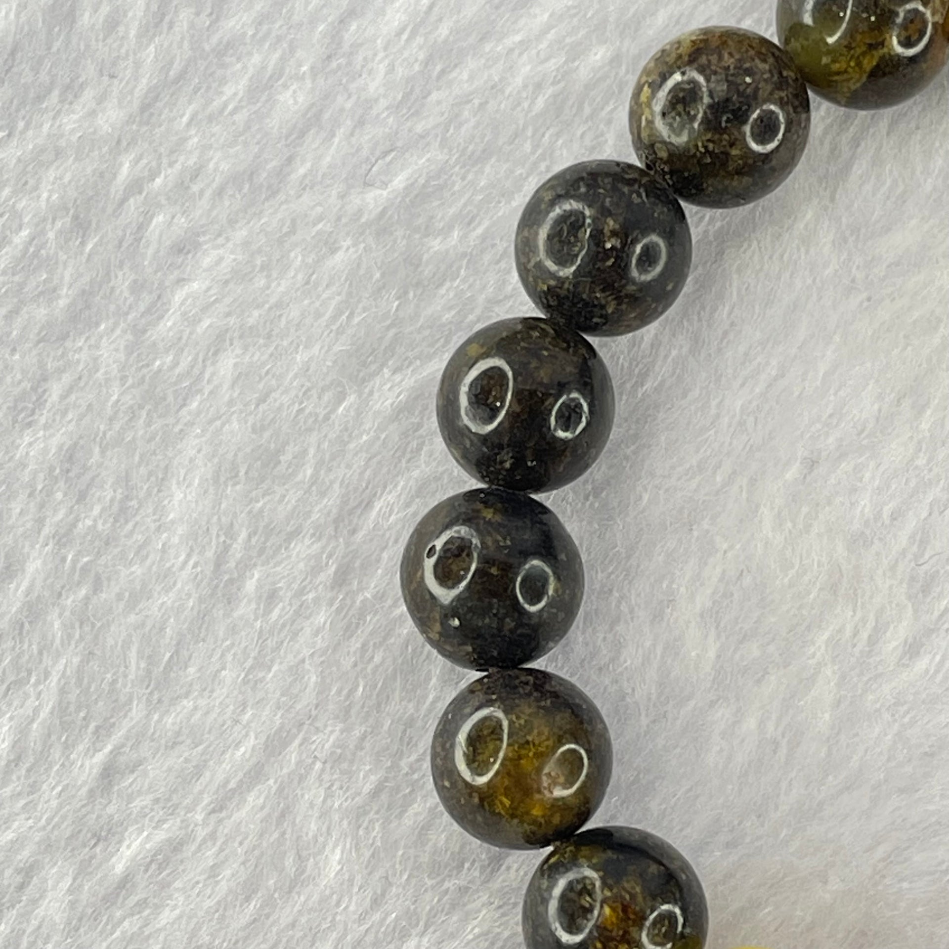 Natural Seaweed, Medicine  and Butterscotch Amber Beads Bracelet 天然海藻珀+药王珀手链l 8.68g 16cm 24.9 by 12.0mm 1 Beads 8.8mm 19 Beads - Huangs Jadeite and Jewelry Pte Ltd