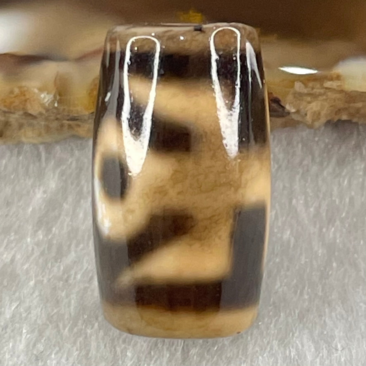 Natural Powerful Tibetan Old Oily Agate Patina Guiren Tairen Human Dzi Bead Totem Amulet Heavenly Master (Tian Zhu) 贵人天诛 4.74g 19.8 by 11.5mm - Huangs Jadeite and Jewelry Pte Ltd