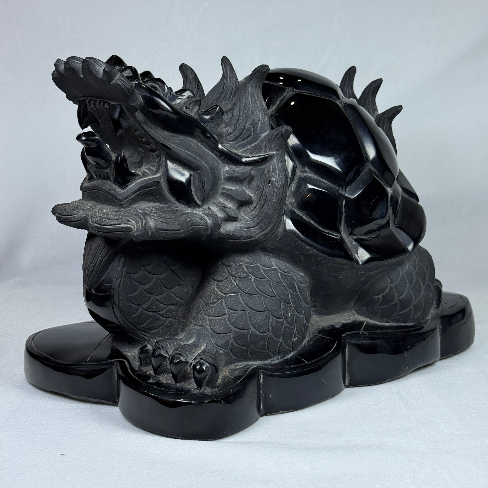 Natural Black Onyx Long Gui Dragon Tortoise Display 15.497,0g 190.0 by 315.0 by 225.0mm - Huangs Jadeite and Jewelry Pte Ltd