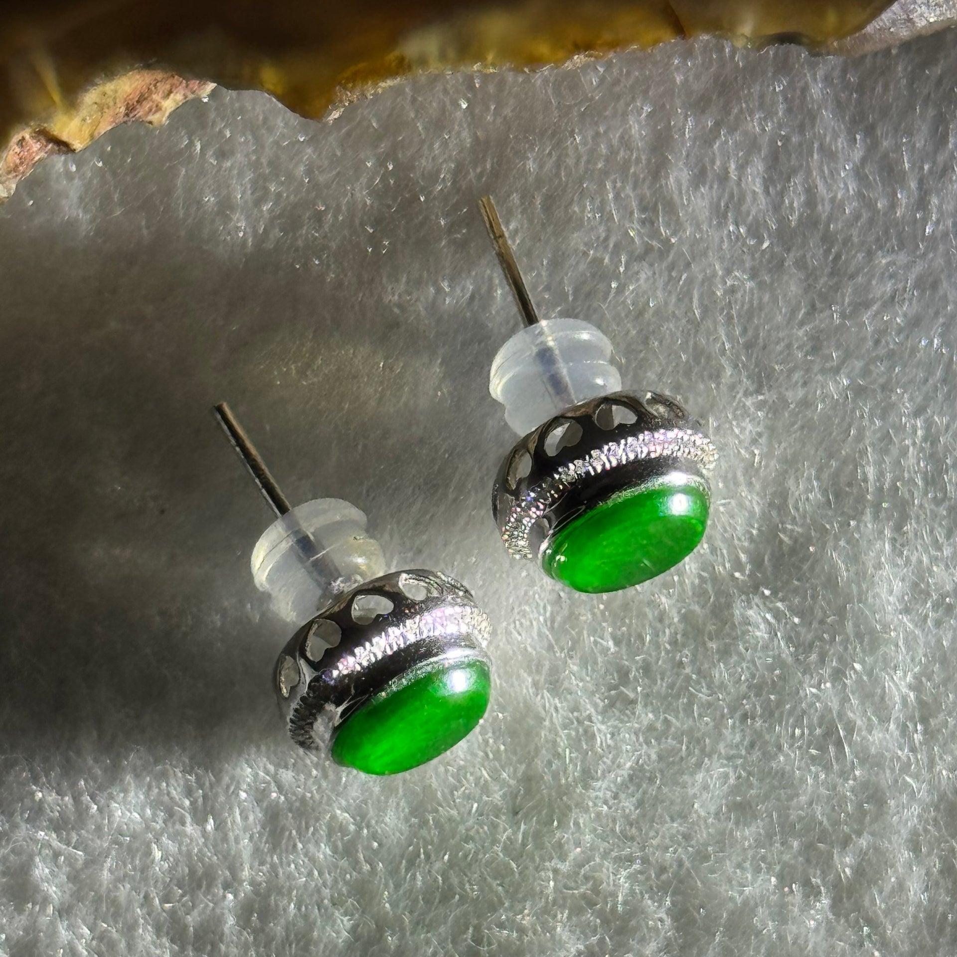 Type A Icy Old Mine Full Green Hua Qing Jade Jadeite with Diamonds Round Earrings 2.35g 9.5 by 9.5 by 5.7mm - Huangs Jadeite and Jewelry Pte Ltd