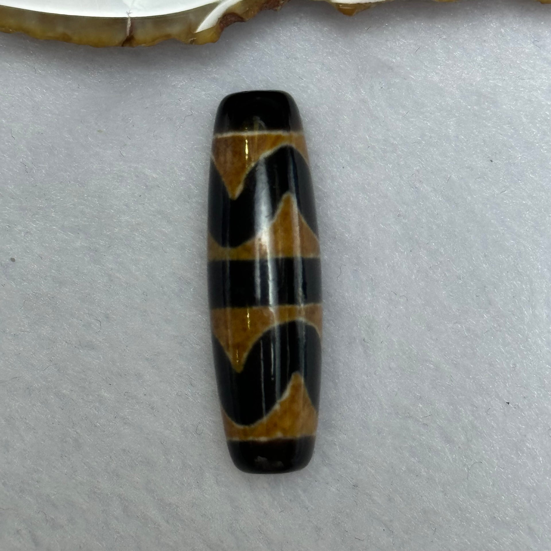 Natural Powerful Tibetan Old Oily Agate Double Tiger Tooth Daluo Dzi Bead Heavenly Master (Tian Zhu) 虎呀天诛 6.99g 37.2 by 11.1mm - Huangs Jadeite and Jewelry Pte Ltd