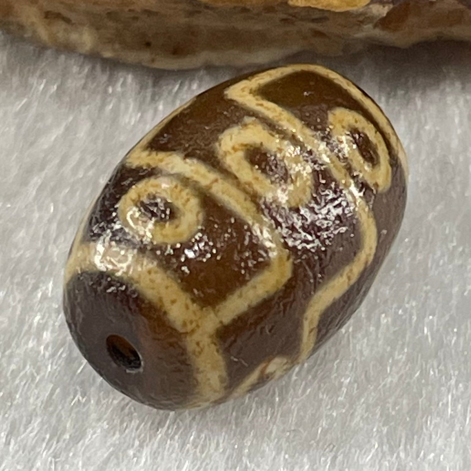 Natural Powerful Tibetan Old Oily Agate 9 Eyes Dzi Bead Heavenly Master (Tian Zhu) 九眼天诛 2.06g 13.8 by 10.0mm - Huangs Jadeite and Jewelry Pte Ltd