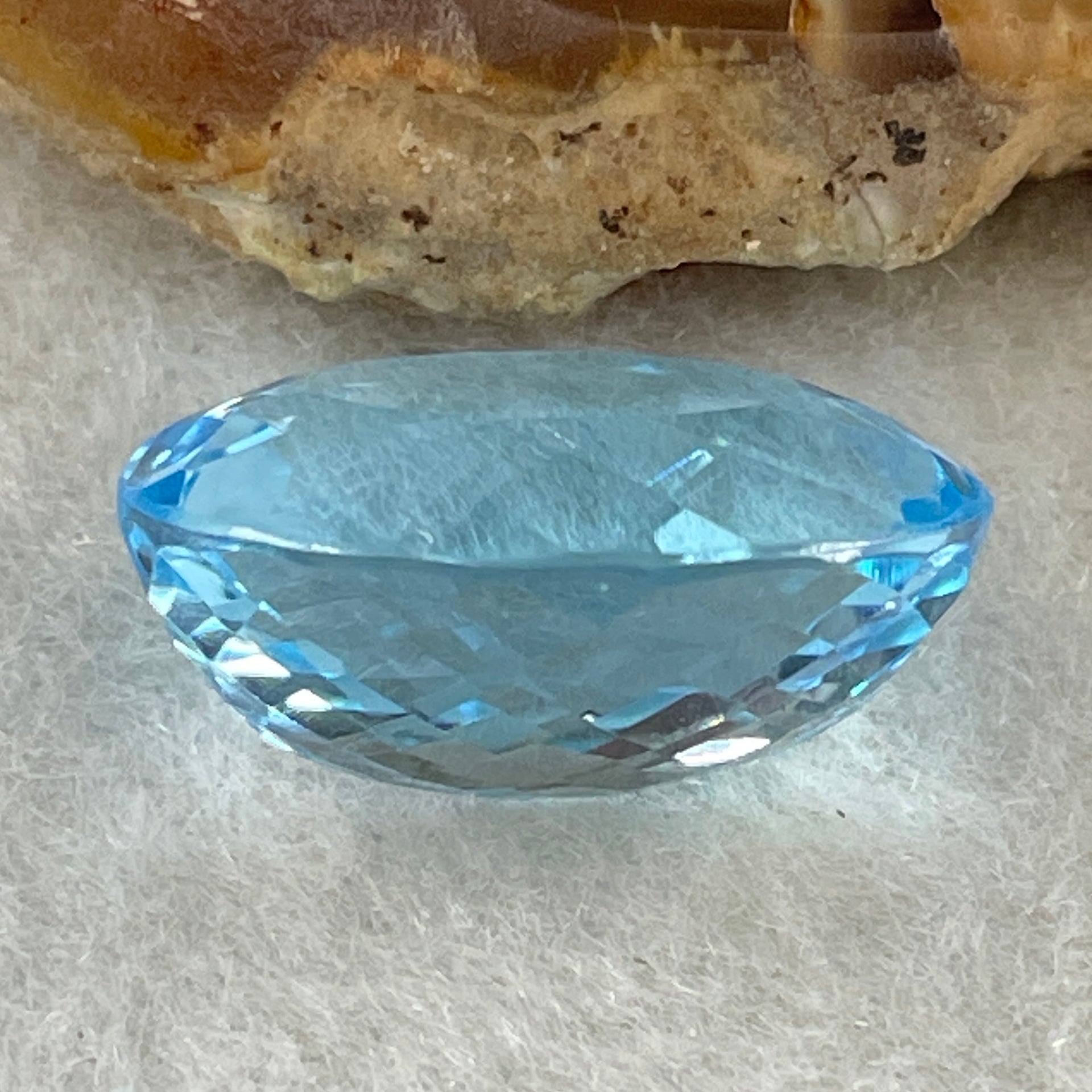 Natural Sky Blue Topaz Oval Shape 15.57ct 17.1 by 12.4 by 8.6mm - Huangs Jadeite and Jewelry Pte Ltd