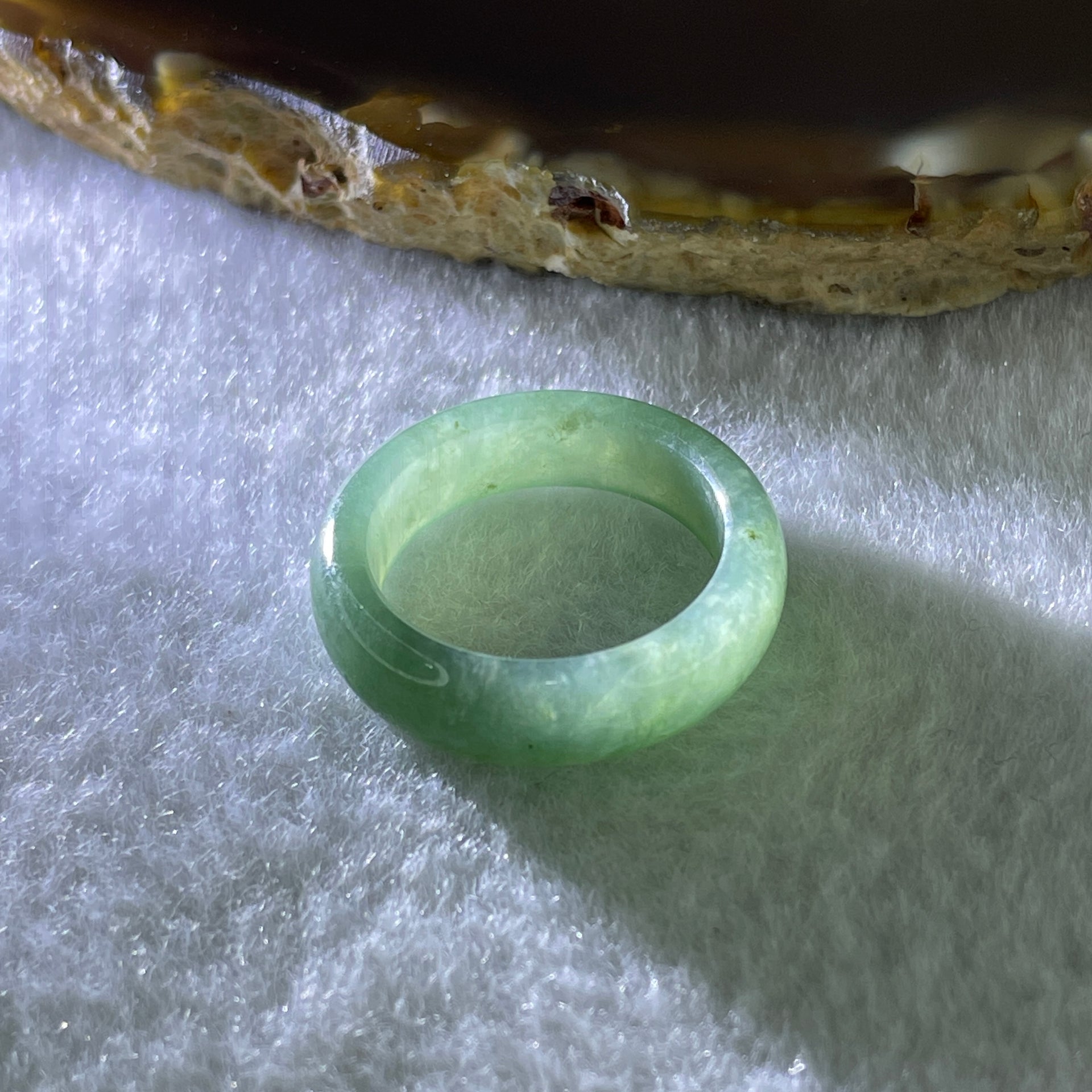 Type A Natural Green Jadeite Ring 3.39g 5.9 by 3.3mm US 7 HK 15.3 (Close to Perfect) - Huangs Jadeite and Jewelry Pte Ltd