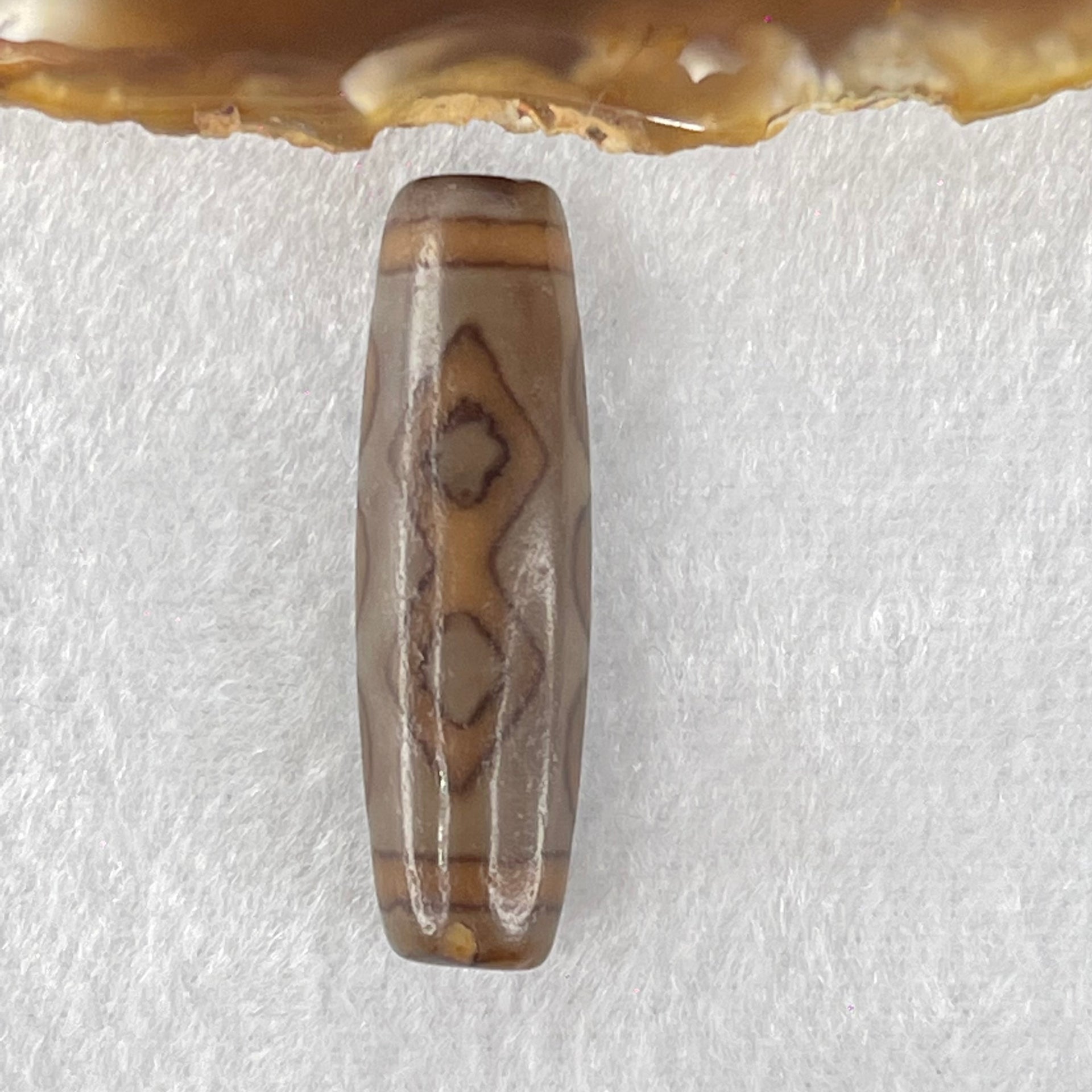 Natural Powerful Tibetan Old Oily Agate 6 Eye with 4 Eye Vajra Dzi Bead Heavenly Master (Tian Zhu) 六眼加四眼金刚杵天诛 8.09g 39.2 by 11.5mm - Huangs Jadeite and Jewelry Pte Ltd