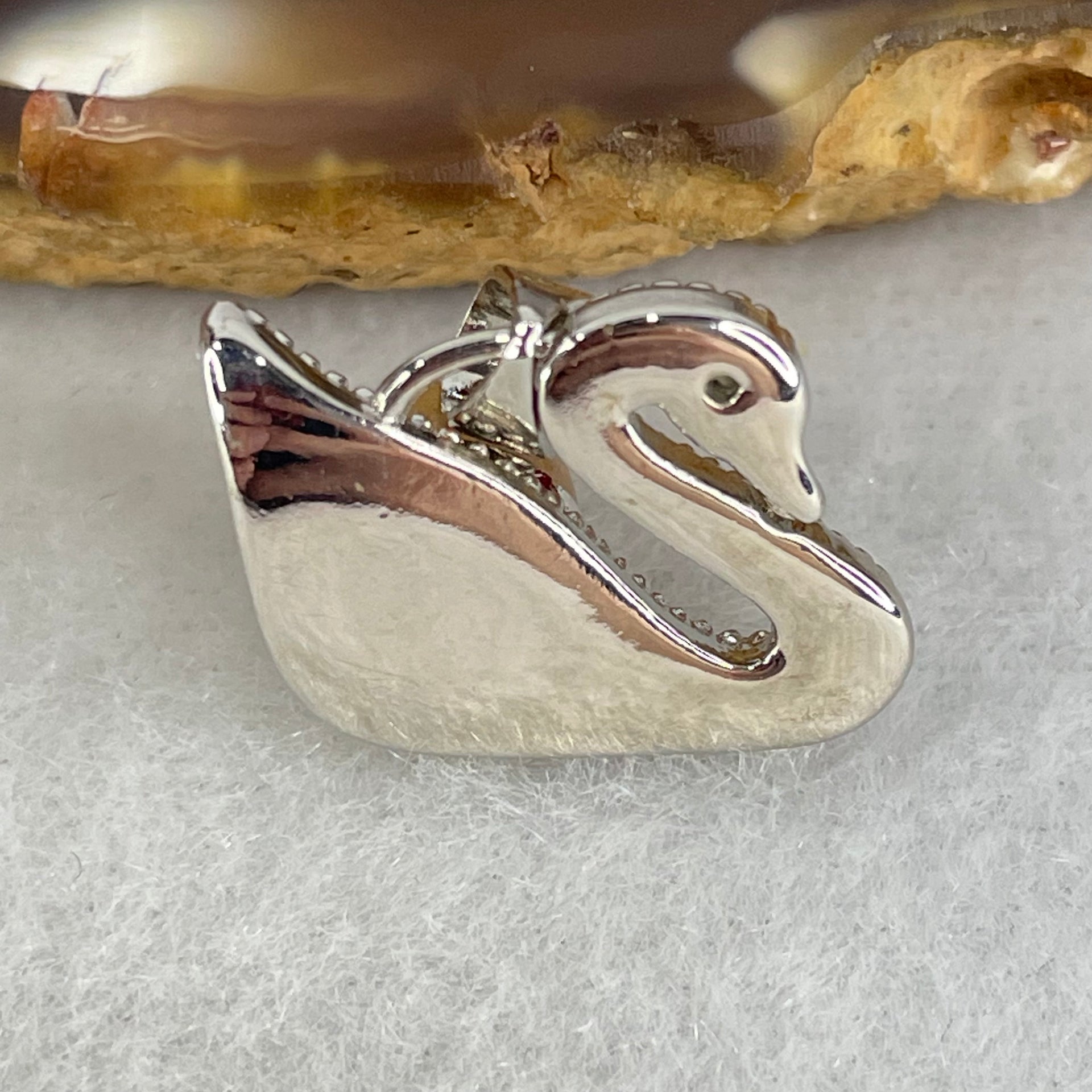 Natural Sunstone Bead with Crystals in S925 Sliver Swan Charm 3.16g 7.6mm - Huangs Jadeite and Jewelry Pte Ltd