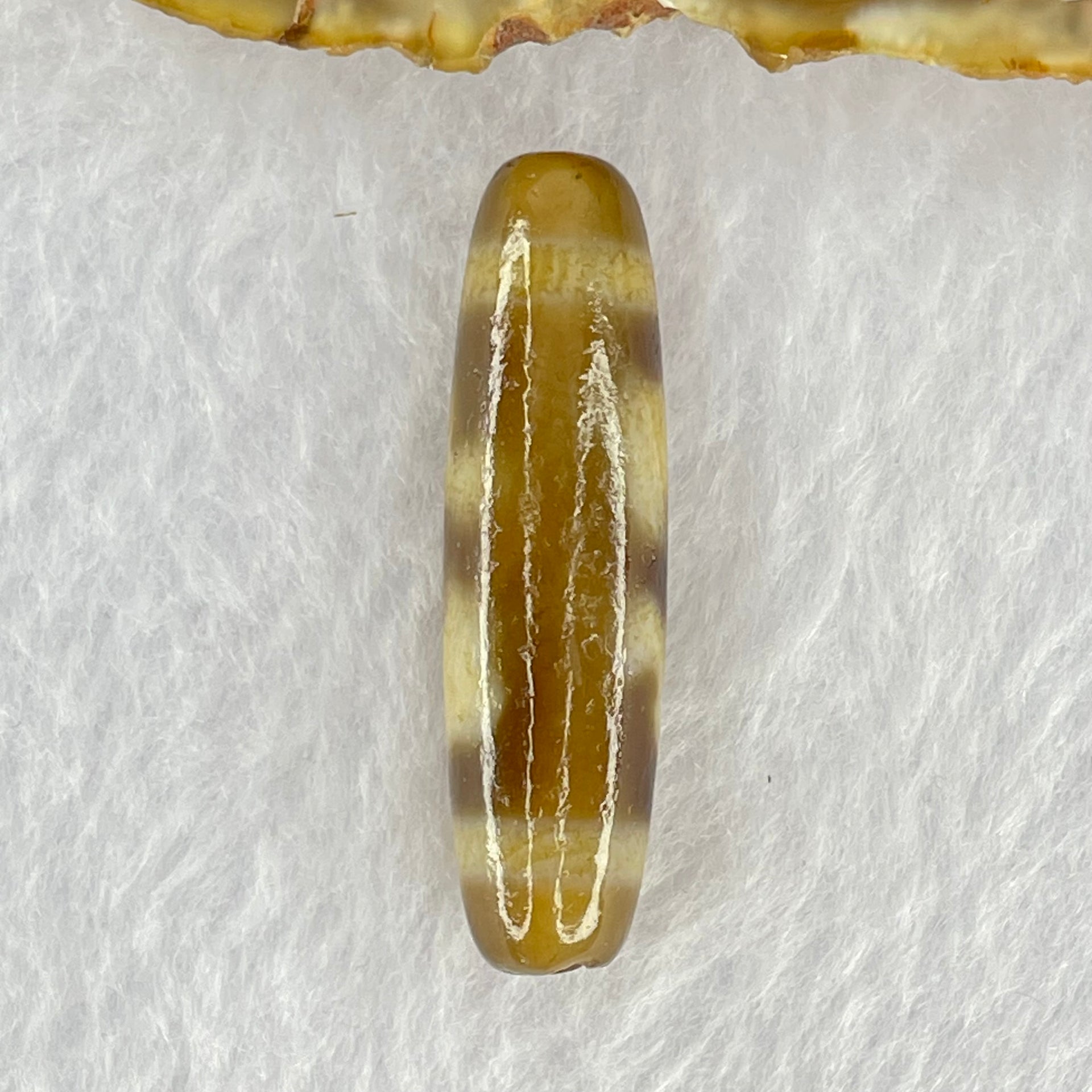 Natural Powerful Tibetan Old Oily Brown Yellowish White Agate Green Tara Dzi Bead Heavenly Master (Tian Zhu) 绿度母天珠 6.05g 37.7 by 10.4mm - Huangs Jadeite and Jewelry Pte Ltd