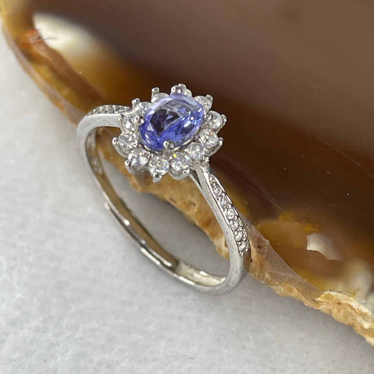Natural Blue Tanzanite Ring in S925 Sliver 1.40g 5.9 by 4.9 by 2.0mm (Adjustable Size)