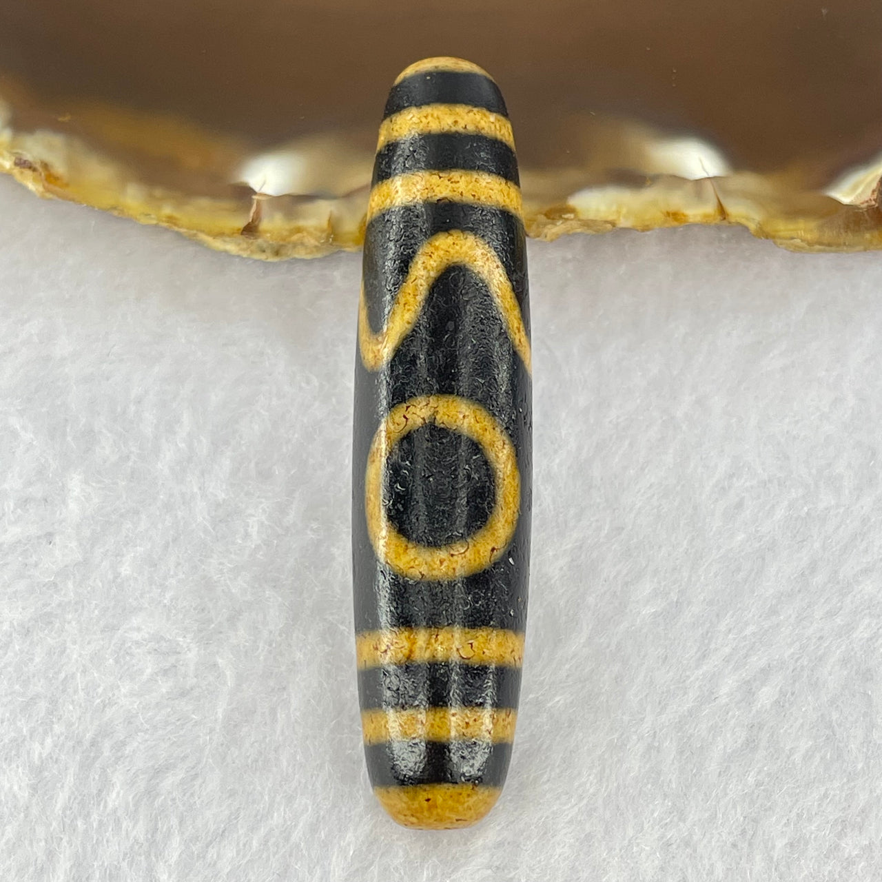 Natural Powerful Tibetan Agate 1 Eye Sky Door Long Dzi Bead Heavenly Master (Tian Zhu) 一眼天诛 14.54g 56.2 by 13.0mm - Huangs Jadeite and Jewelry Pte Ltd