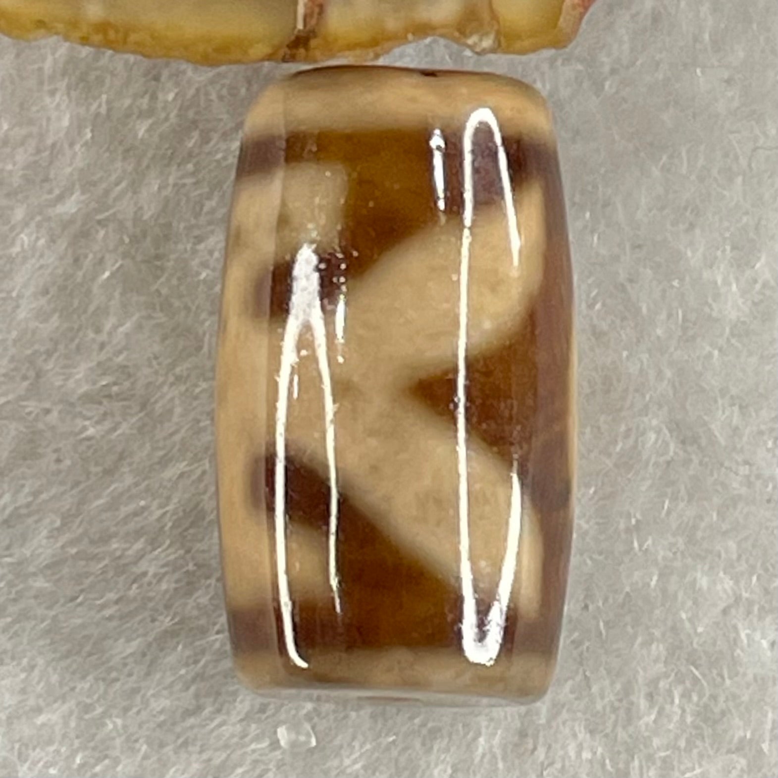 Natural Powerful Tibetan Old Oily Agate Patina Guiren Tairen Human Dzi Bead Totem Amulet Heavenly Master (Tian Zhu) 贵人天诛 4.68g 19.9 by 11.7mm - Huangs Jadeite and Jewelry Pte Ltd