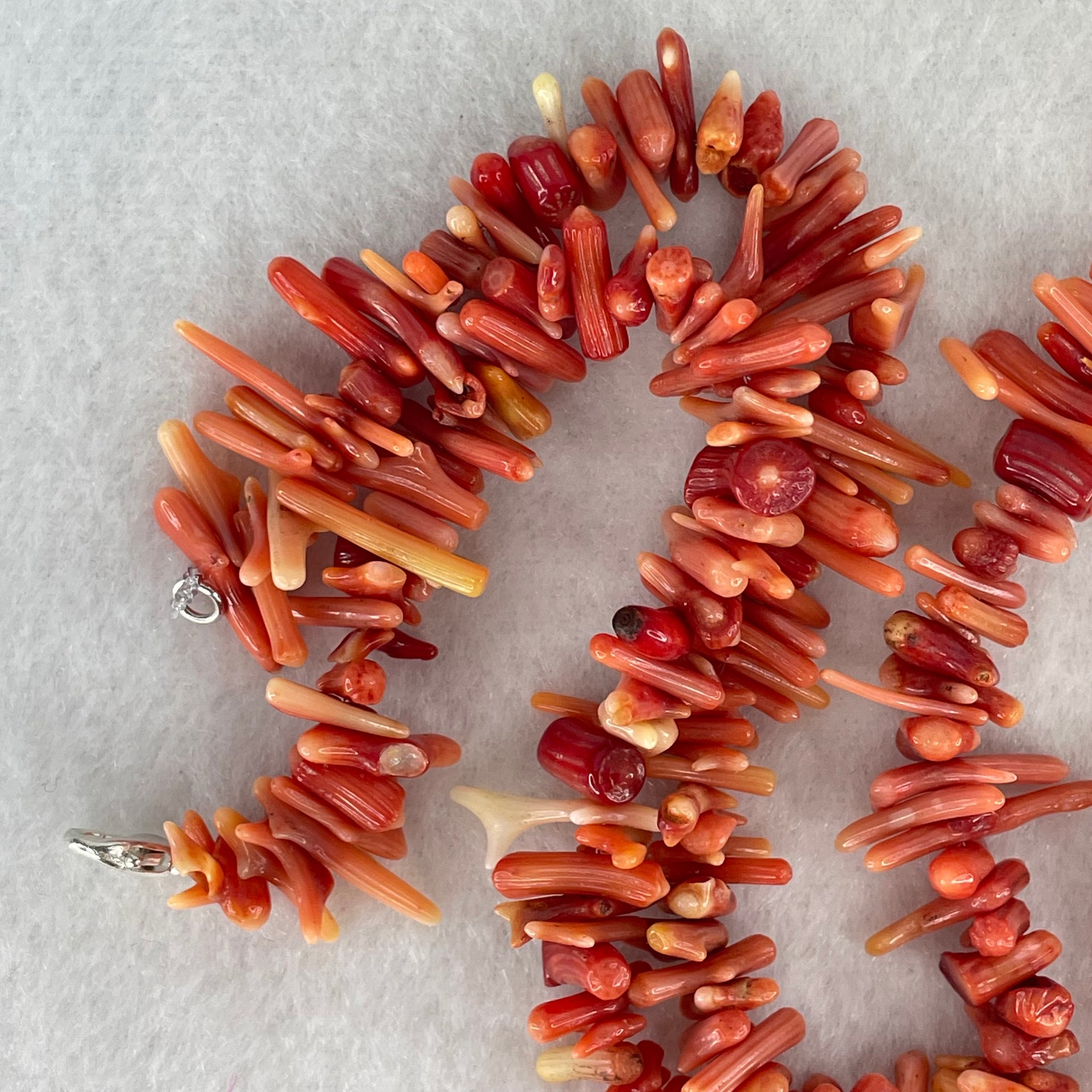 Natural Red Coral Fragments Necklace Approximately 220pcs 33.42g - Huangs Jadeite and Jewelry Pte Ltd