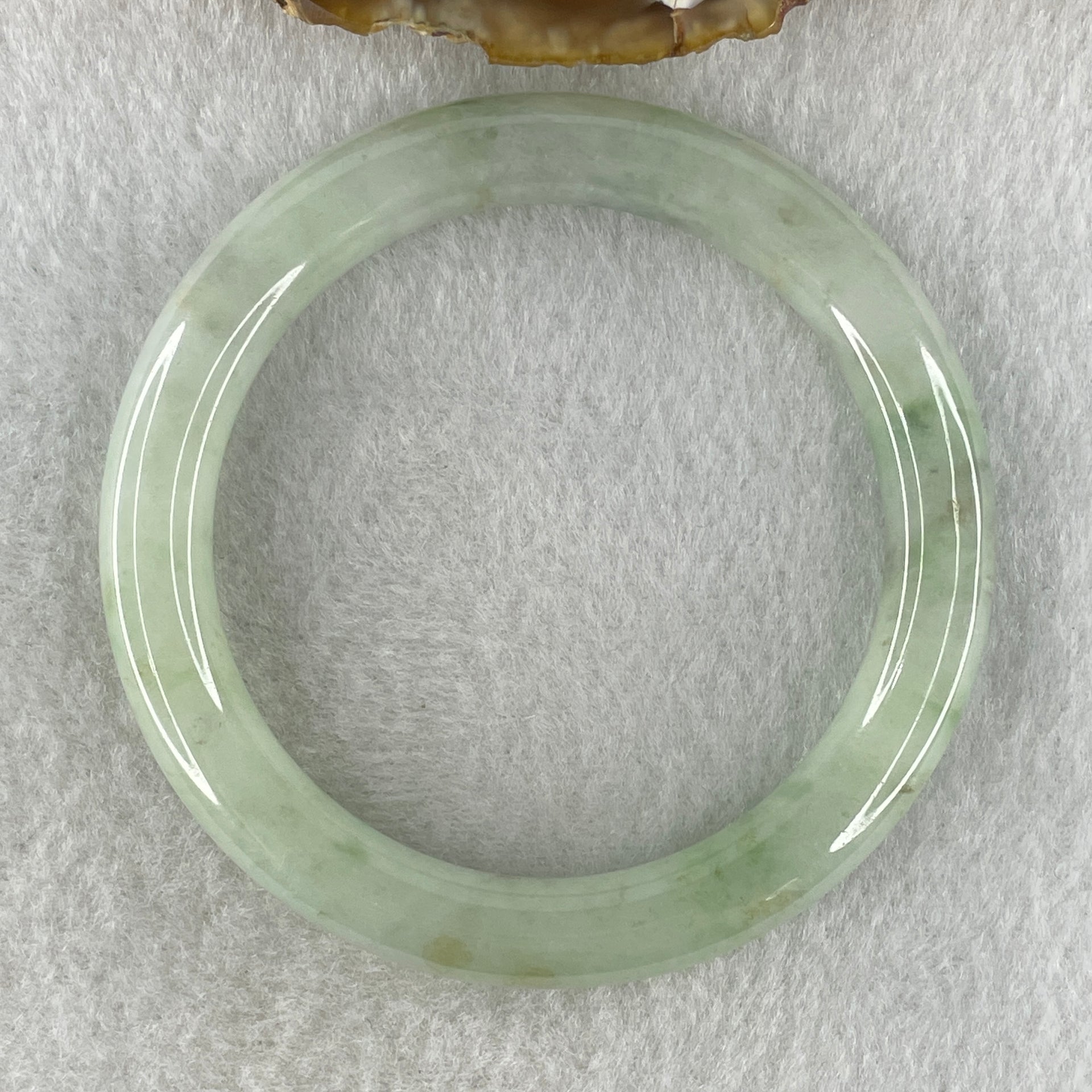 Type A Natural Light Green Jadeite Bangle 45.91g Inner Diameter 55.8mm 9.4 by 9.2mm (Very Very Slight Internal Lines) - Huangs Jadeite and Jewelry Pte Ltd
