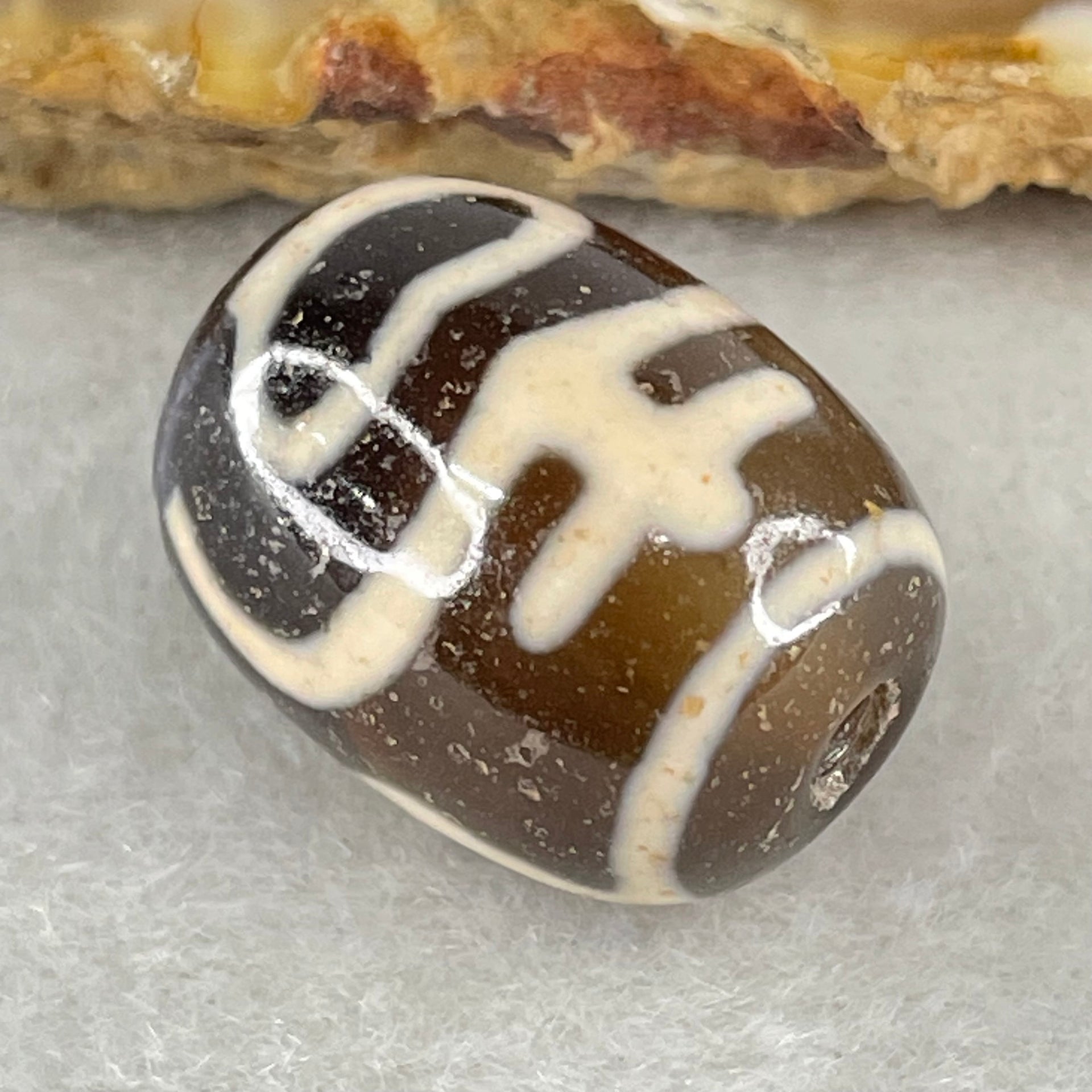 Natural Powerful Tibetan Old Oily Agate Double Nectar Vessel Dzi Bead Heavenly Master (Tian Zhu) 花蜜容器眼天珠 4.67g 17.3 by 13.3mm - Huangs Jadeite and Jewelry Pte Ltd