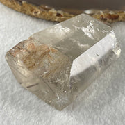 Natural Crackle Quartz Tower Display 114.60g 69.2 by 43.7 by 26.0mm - Huangs Jadeite and Jewelry Pte Ltd