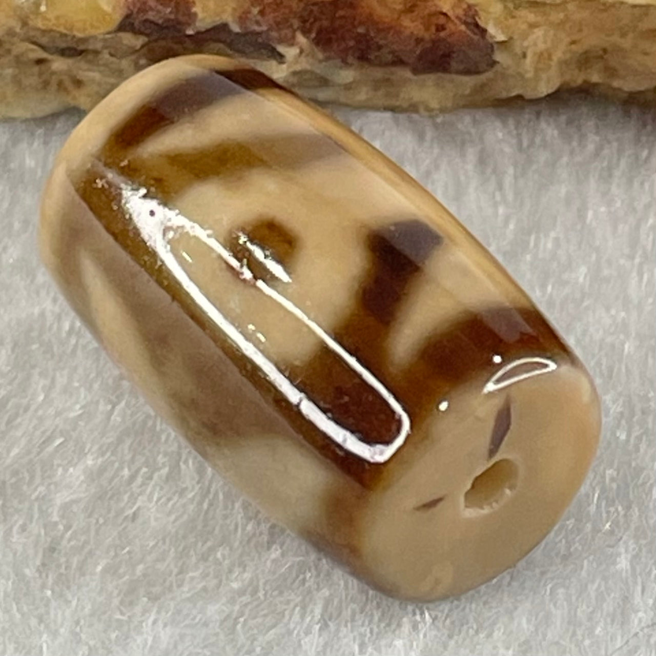 Natural Powerful Tibetan Old Oily Agate Patina Guiren Tairen Human Dzi Bead Totem Amulet Heavenly Master (Tian Zhu) 贵人天诛 4.60g 19.5 by 11.7mm - Huangs Jadeite and Jewelry Pte Ltd