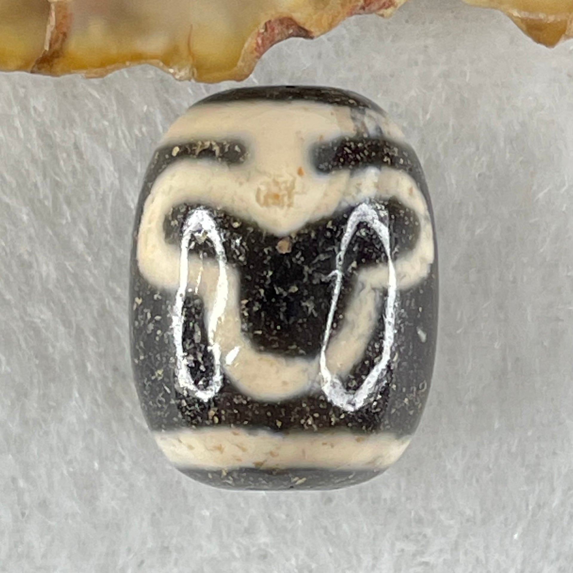Natural Powerful Tibetan Old Oily Agate Double Bodhi Tree Dzi Bead Heavenly Master (Tian Zhu) 菩提树天珠 4.85g 17.5 by 13.5mm - Huangs Jadeite and Jewelry Pte Ltd