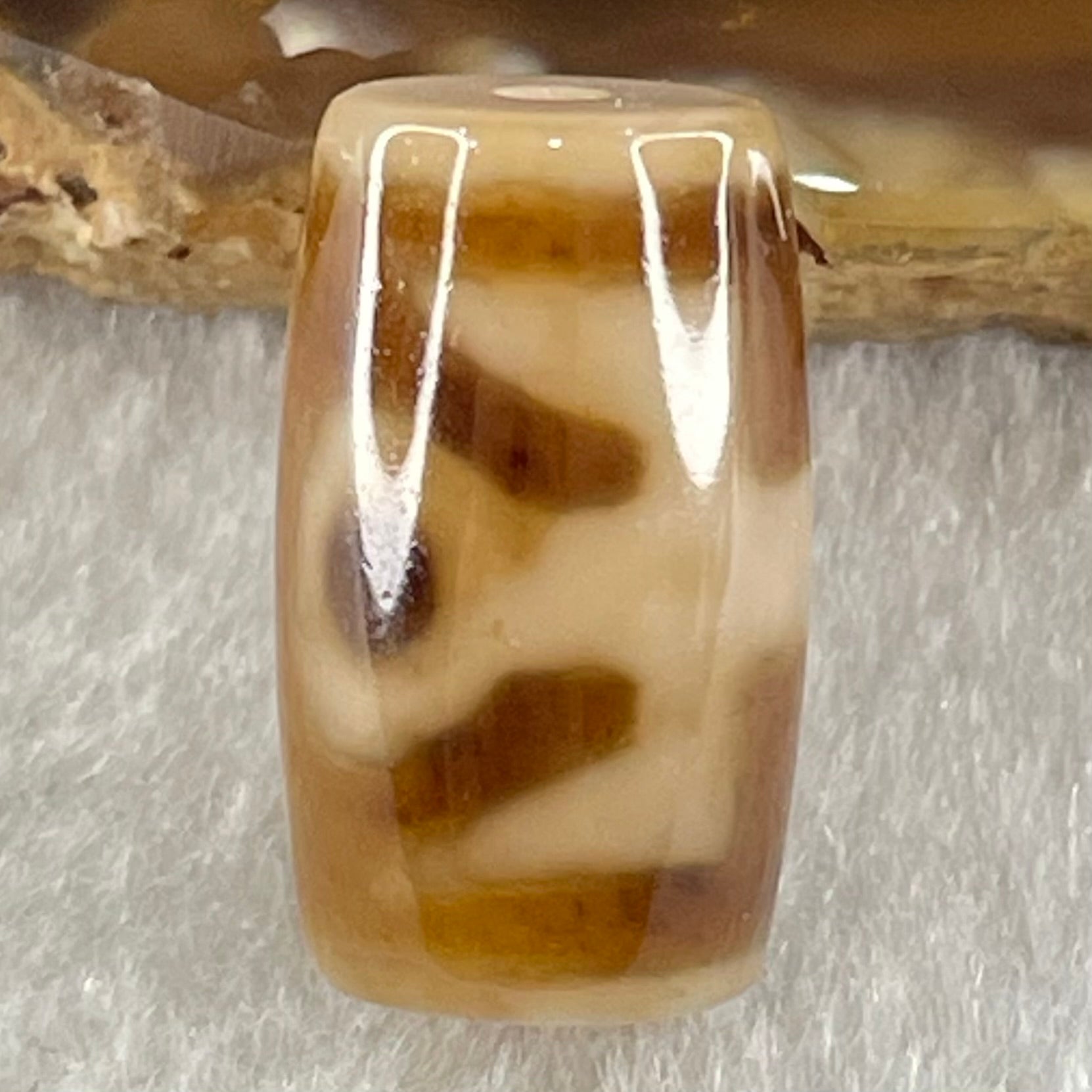 Natural Powerful Tibetan Old Oily Agate Patina Guiren Tairen Human Dzi Bead Totem Amulet Heavenly Master (Tian Zhu) 贵人天诛 4.75g 19.5 by 11.5mm - Huangs Jadeite and Jewelry Pte Ltd