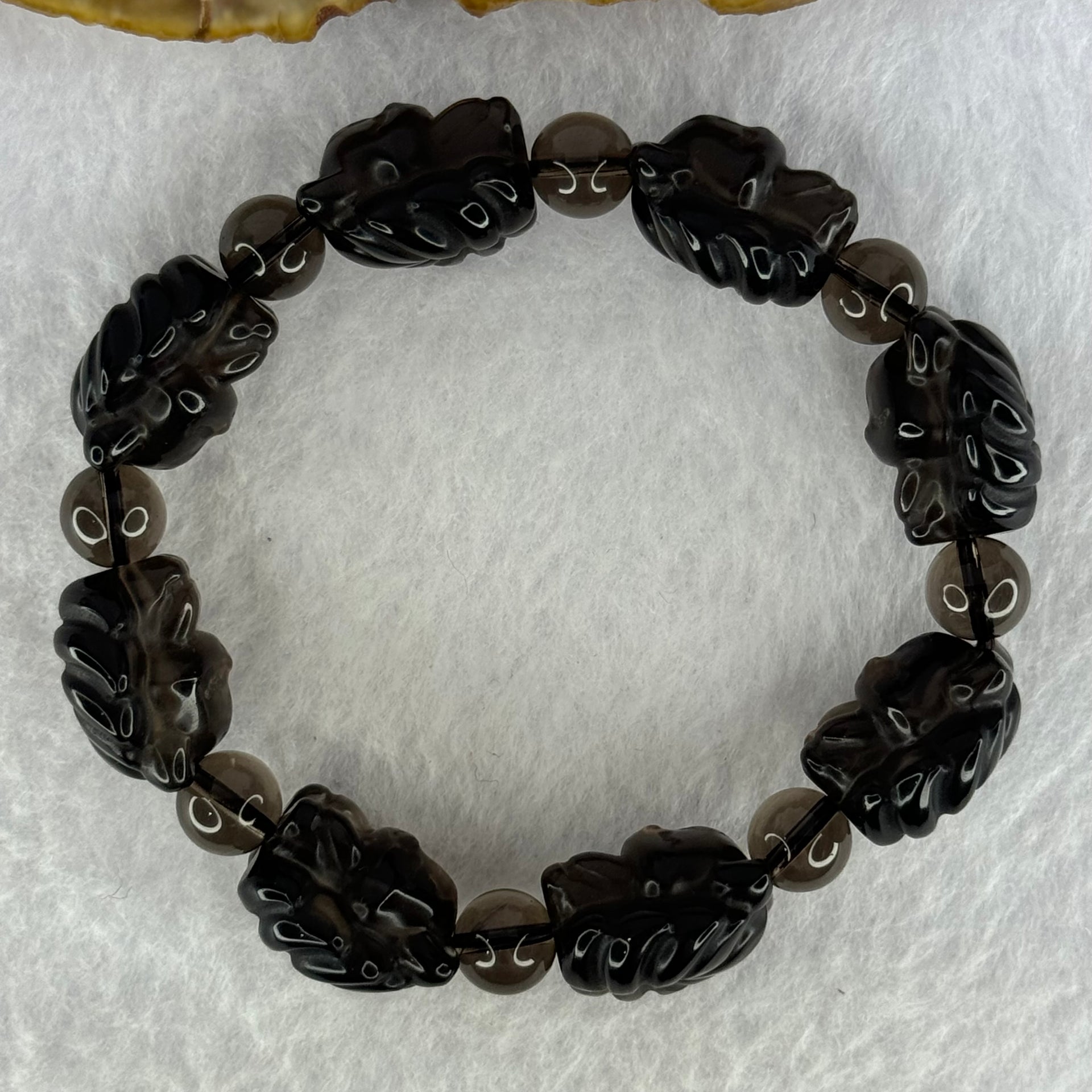 Obsidian 9 Tail Fox 18.2 by 18.0 by 13.3mm 8pcs and 8 Beads 8.3mm Bracelet 40.86g 17cm - Huangs Jadeite and Jewelry Pte Ltd