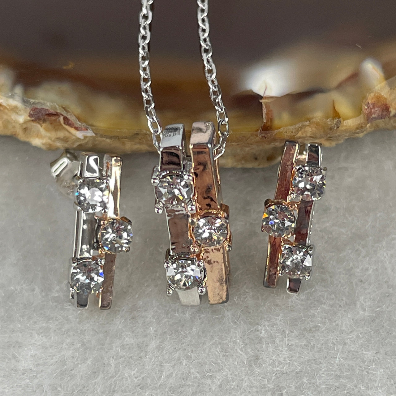 D VVS1 Excellent Moissanite Jewelry Set - S925 Sterling Silver - 3.12g 2.5x1.5mm Solitaire Necklace & 1.52g 2.2x1.5mm Stud Earrings - Icy White Colorless Moissanite Suite Earrings
