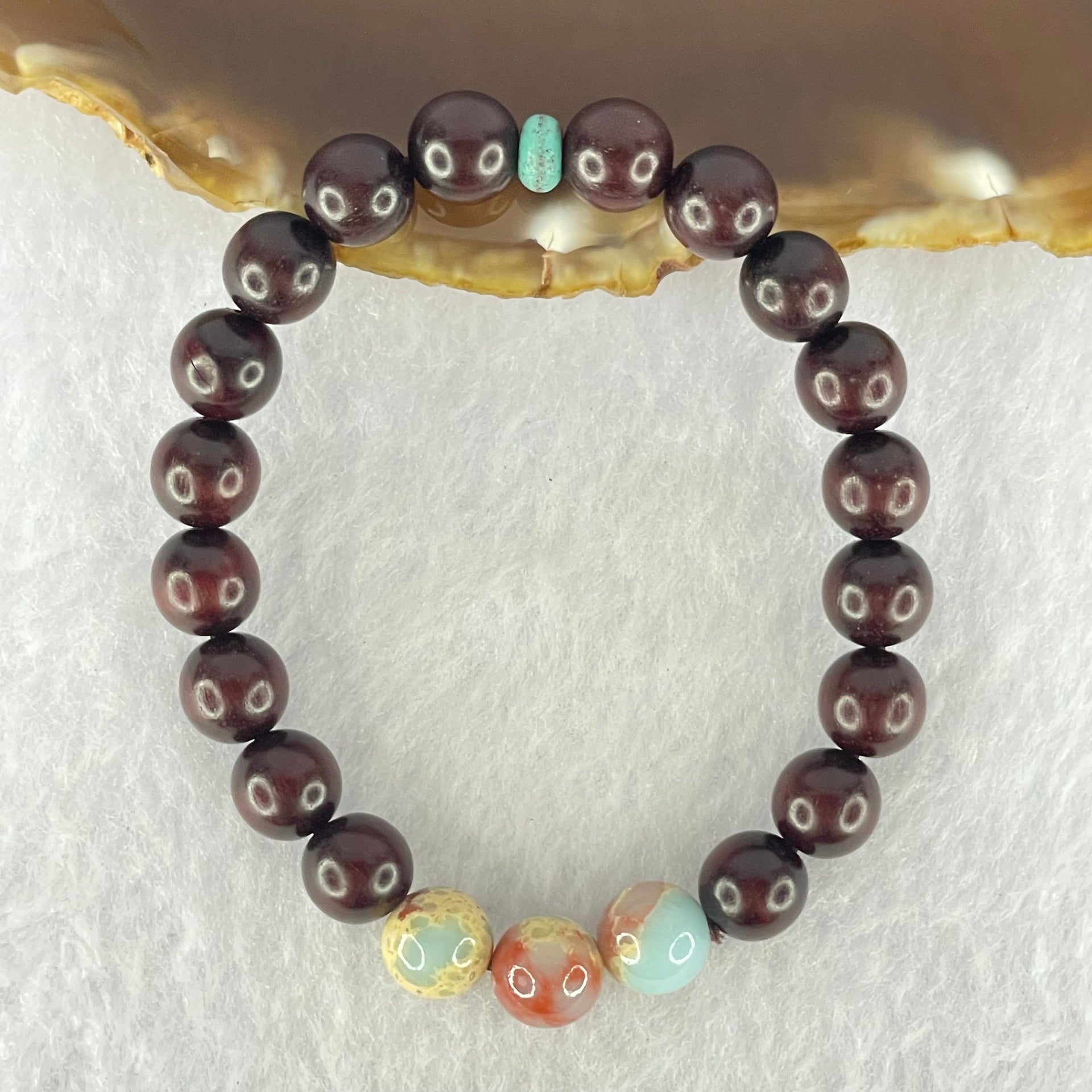 Natural Blood Rosewood with Variscite Beads Bracelet 天然血檀寿山石手链 8.27g 15cm 8.7mm 3 Beads 8.5mm 18 Beads - Huangs Jadeite and Jewelry Pte Ltd