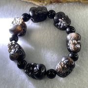 Medium Obsidian Pixiu 17.3 by 12.2 by 12.2mm 8pcs and 8 Beads 8.4mm Bracelet 34.11g 16cm - Huangs Jadeite and Jewelry Pte Ltd